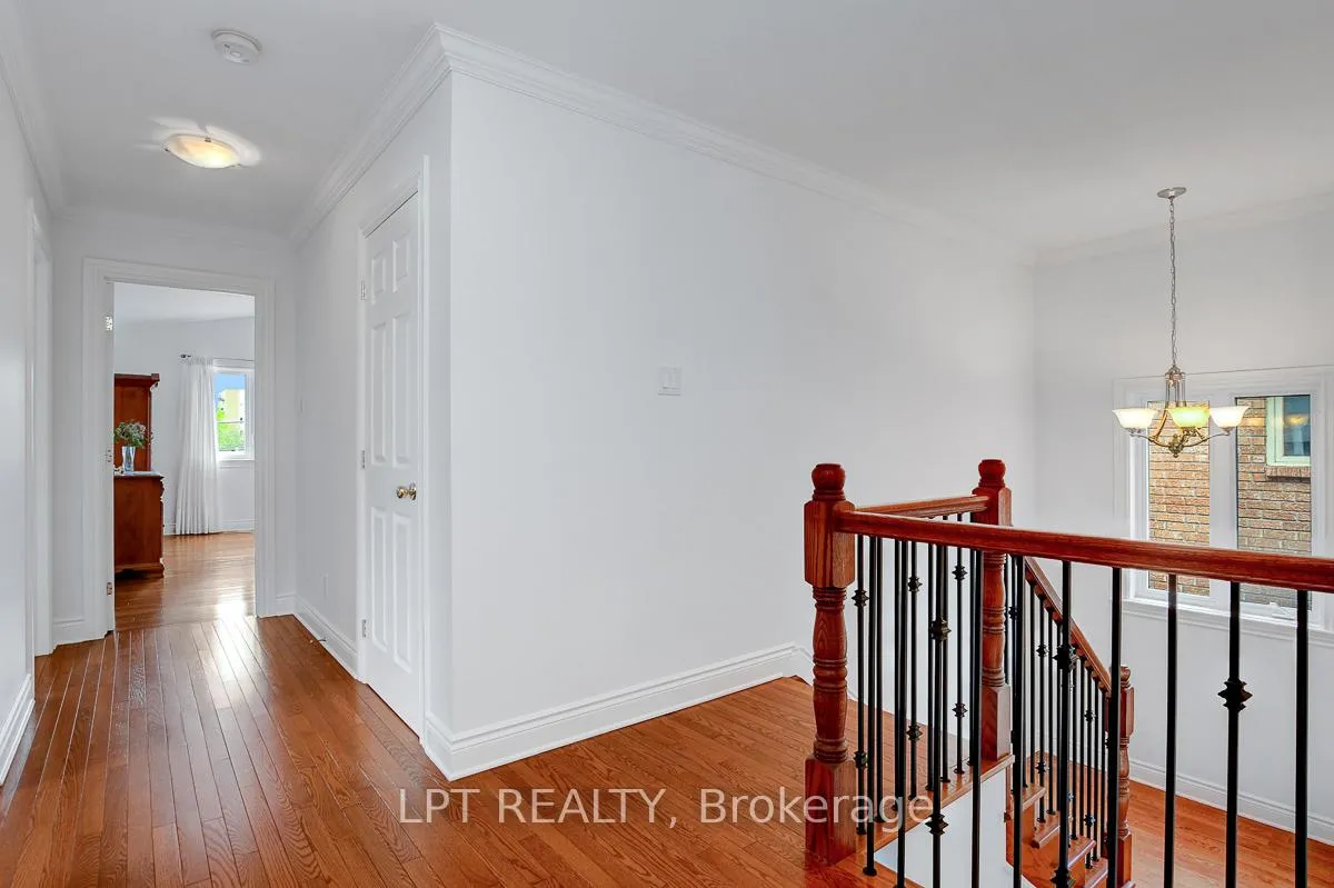Photo 19 of 10A Ashburn Drive, Ottawa, Borden Farm/Stewart Farm/Carleton Heights/Parkwood Hills — HOMEH