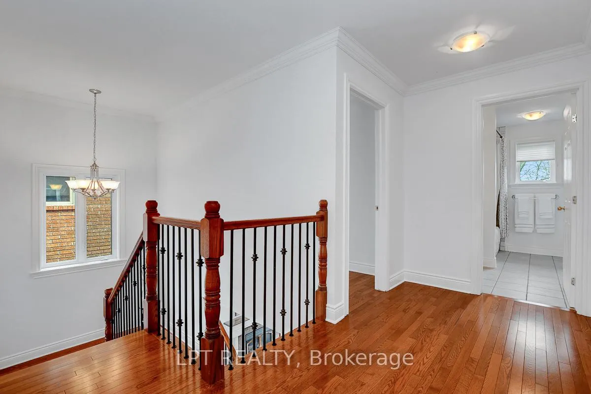 Photo 20 of 10A Ashburn Drive, Ottawa, Borden Farm/Stewart Farm/Carleton Heights/Parkwood Hills — HOMEH