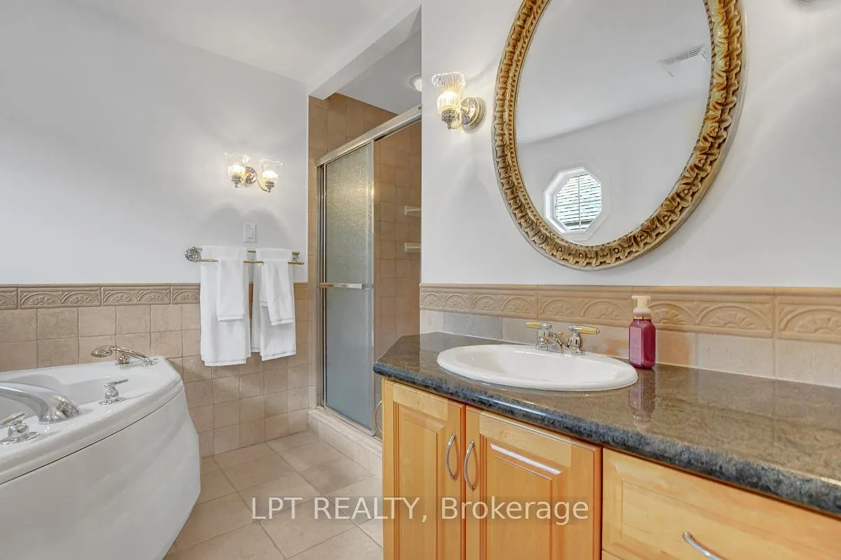 Photo 26 of 10A Ashburn Drive, Ottawa, Borden Farm/Stewart Farm/Carleton Heights/Parkwood Hills — HOMEH