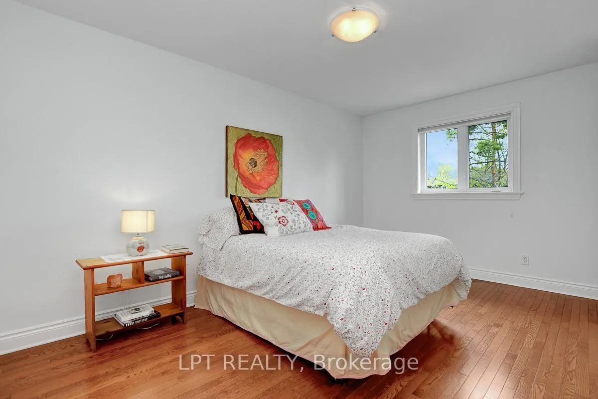 Photo 37 of 10A Ashburn Drive, Ottawa, Borden Farm/Stewart Farm/Carleton Heights/Parkwood Hills — HOMEH