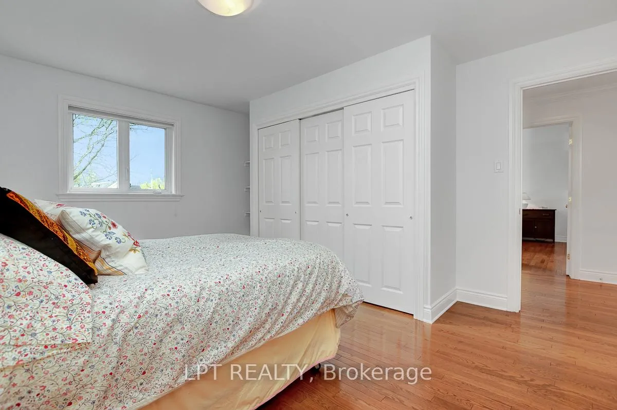 Photo 38 of 10A Ashburn Drive, Ottawa, Borden Farm/Stewart Farm/Carleton Heights/Parkwood Hills — HOMEH
