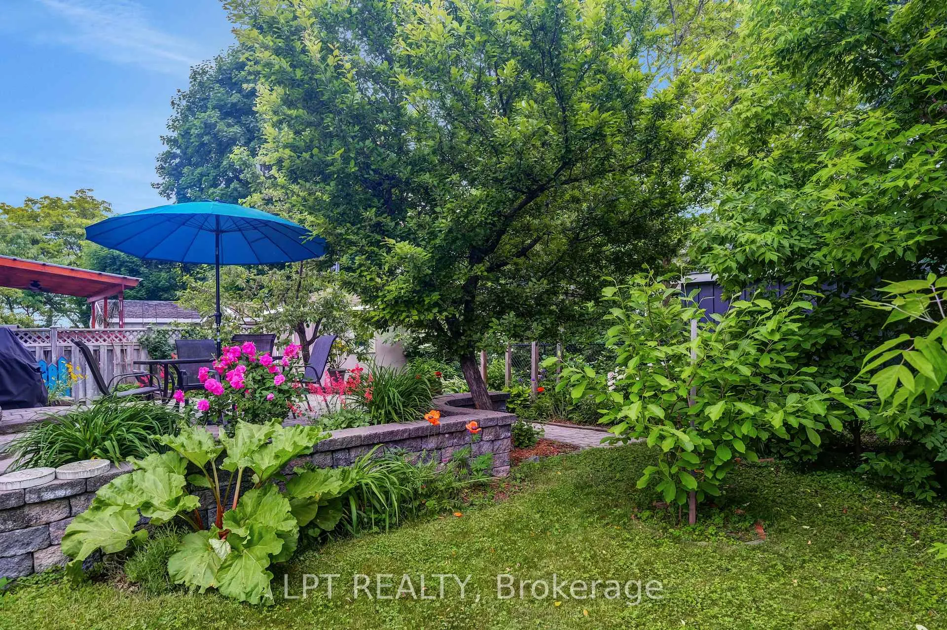 Photo 43 of 10A Ashburn Drive, Ottawa, Borden Farm/Stewart Farm/Carleton Heights/Parkwood Hills — HOMEH