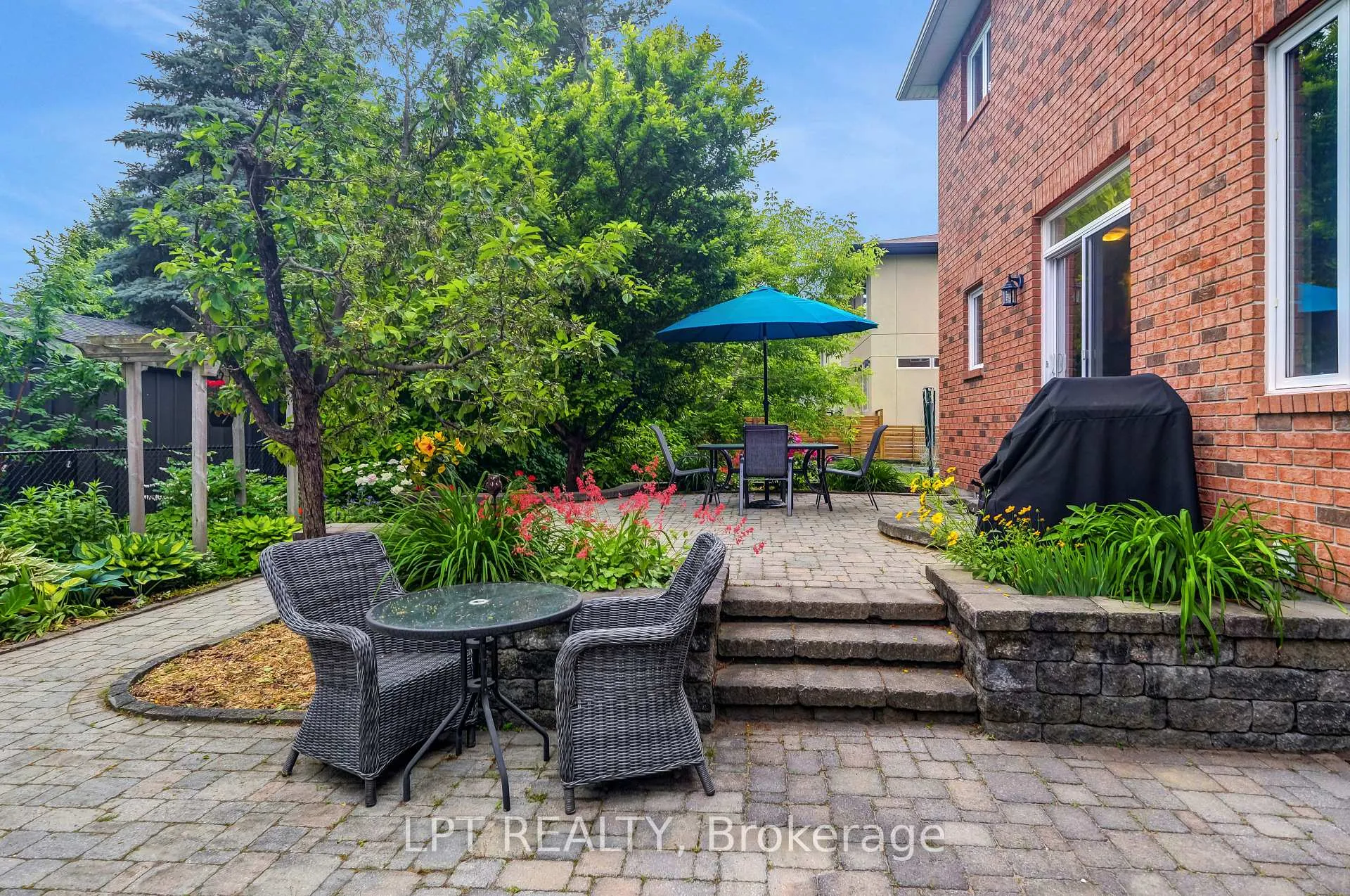 Photo 46 of 10A Ashburn Drive, Ottawa, Borden Farm/Stewart Farm/Carleton Heights/Parkwood Hills — HOMEH