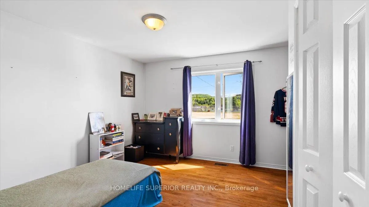Photo 18 of 126 Newkirk Boulevard, Bancroft, Bancroft Ward — HOMEH