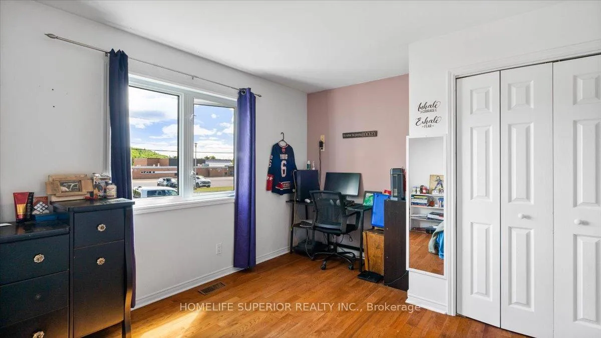 Photo 20 of 126 Newkirk Boulevard, Bancroft, Bancroft Ward — HOMEH