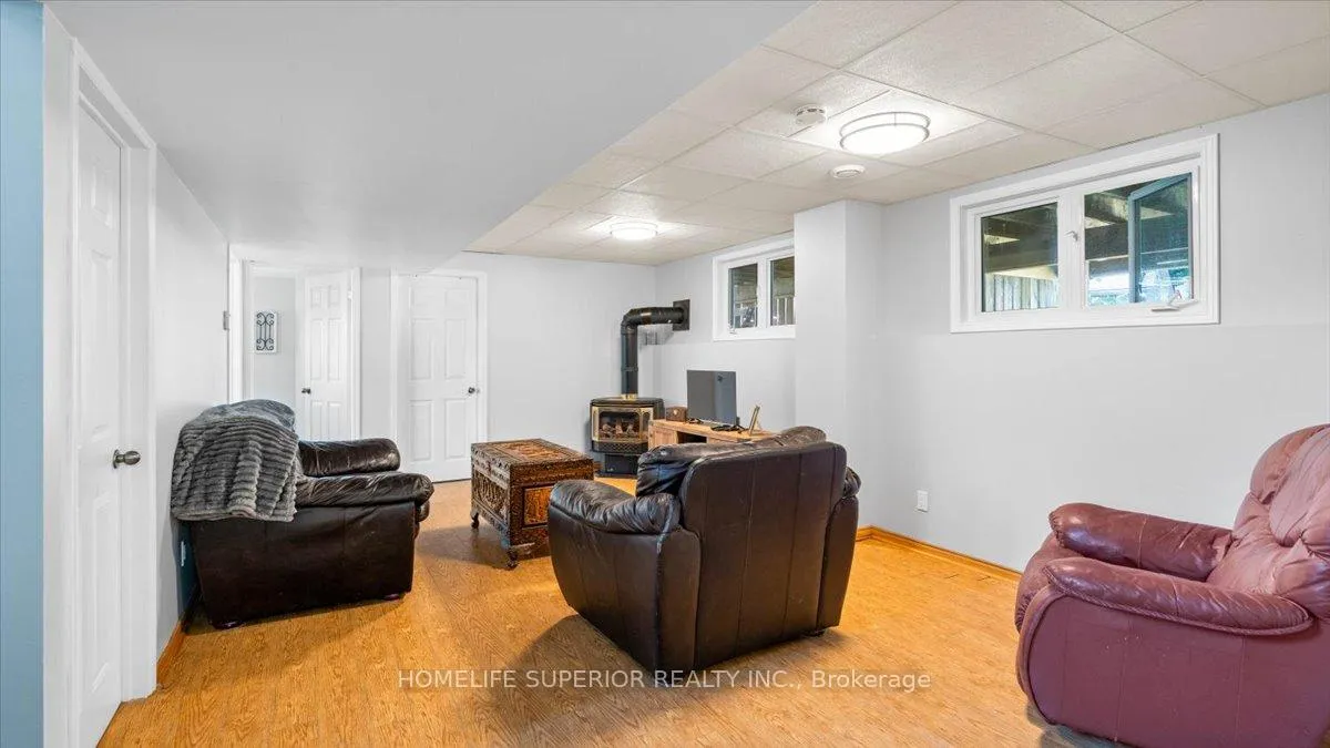 Photo 21 of 126 Newkirk Boulevard, Bancroft, Bancroft Ward — HOMEH