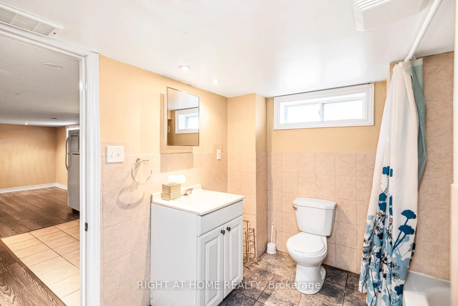 Photo 26 of 6385 Crawford Street, Niagara Falls, Morrison — HOMEH