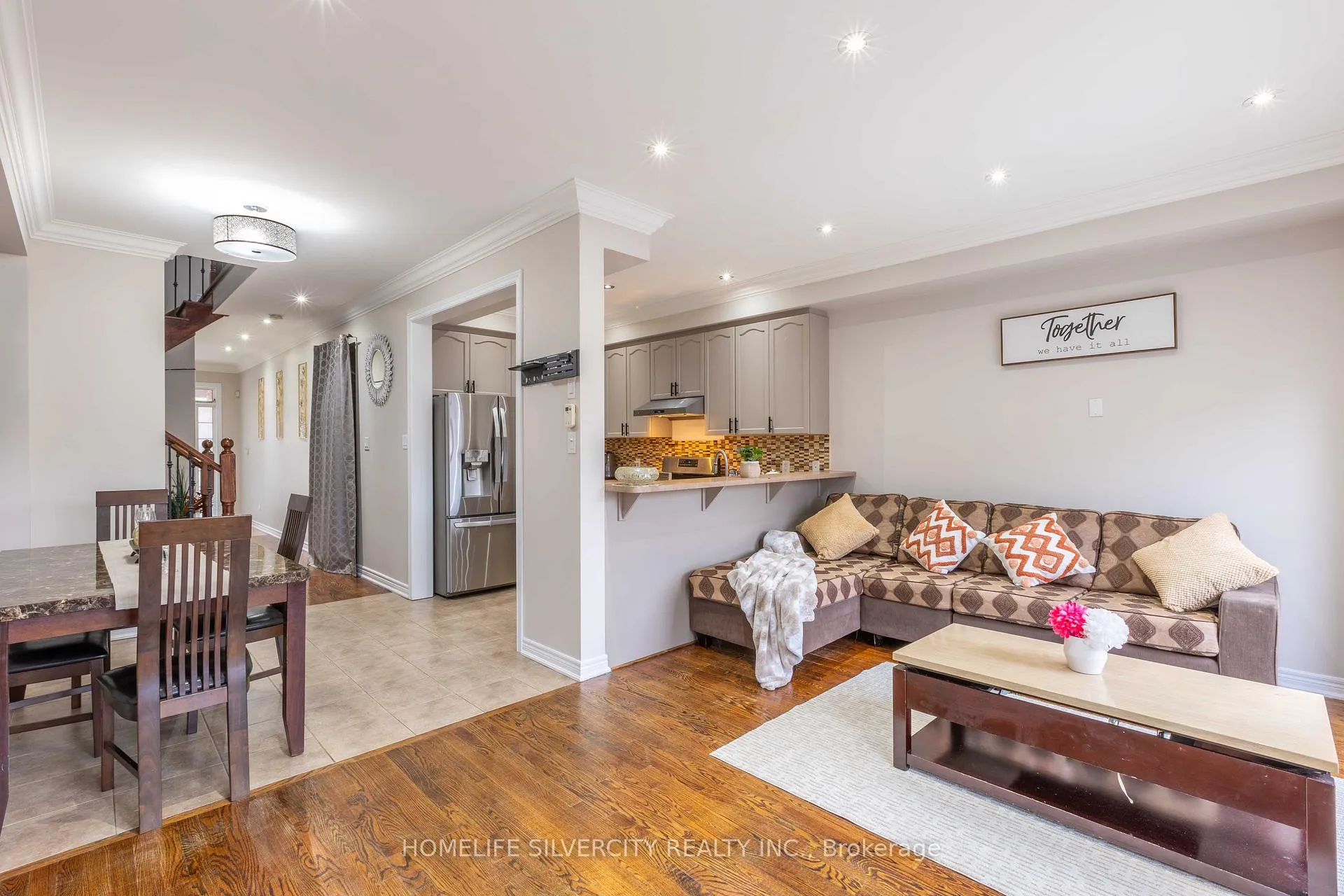Photo 6 of 73 Pendulum Circle, Brampton, Sandringham-Wellington — HOMEH