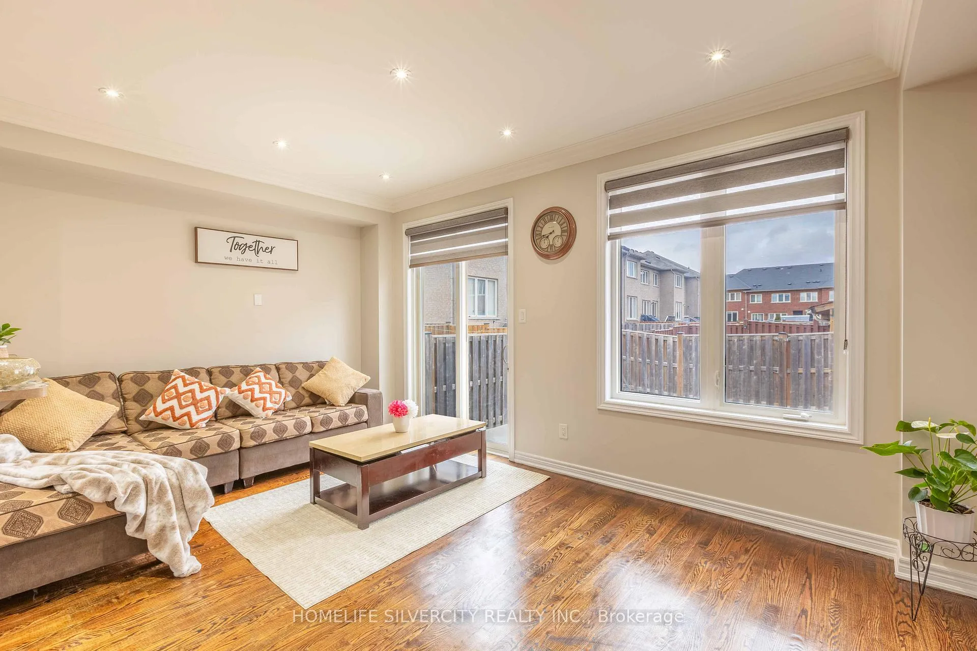 Photo 8 of 73 Pendulum Circle, Brampton, Sandringham-Wellington — HOMEH