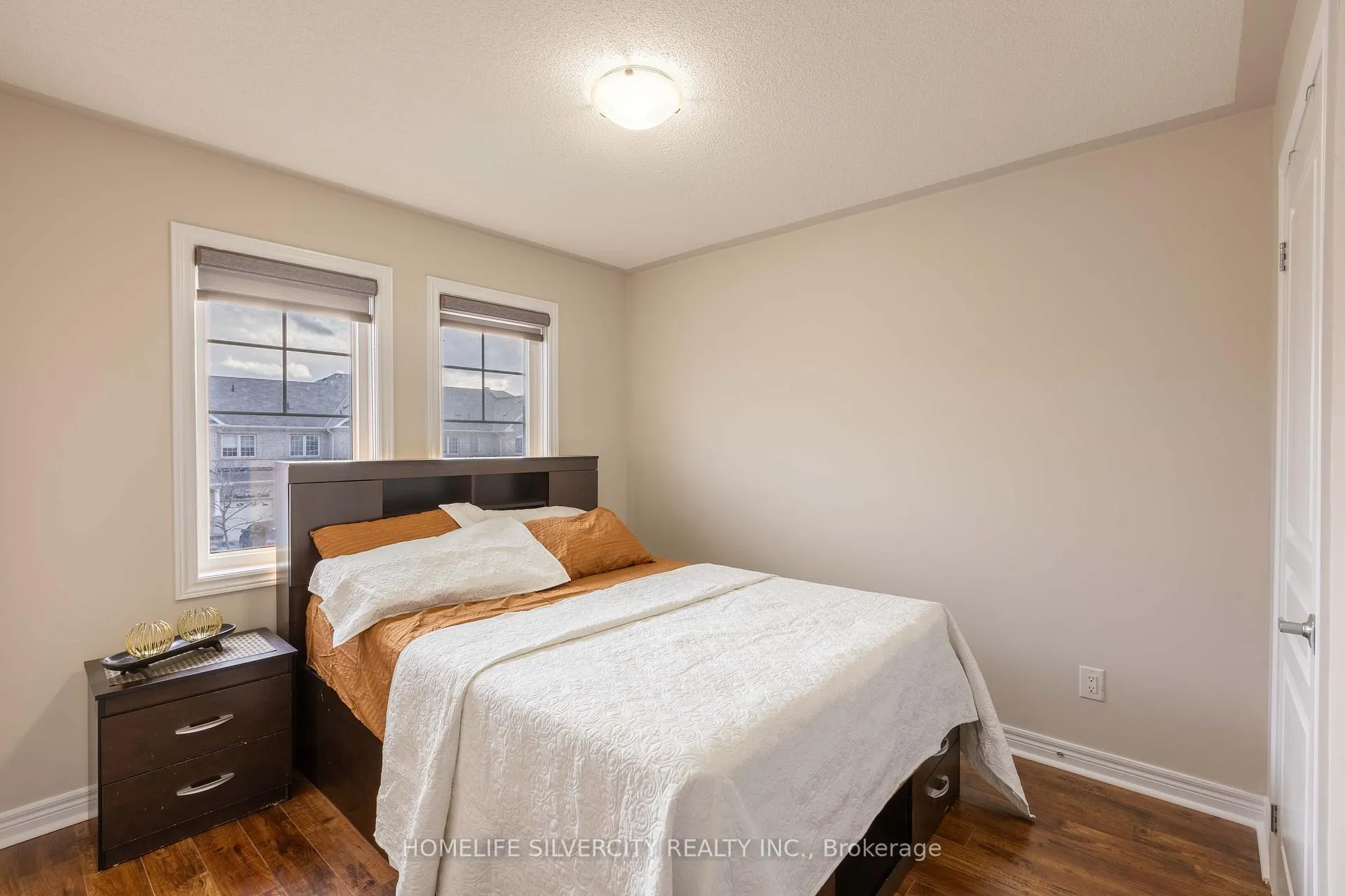 Photo 18 of 73 Pendulum Circle, Brampton, Sandringham-Wellington — HOMEH