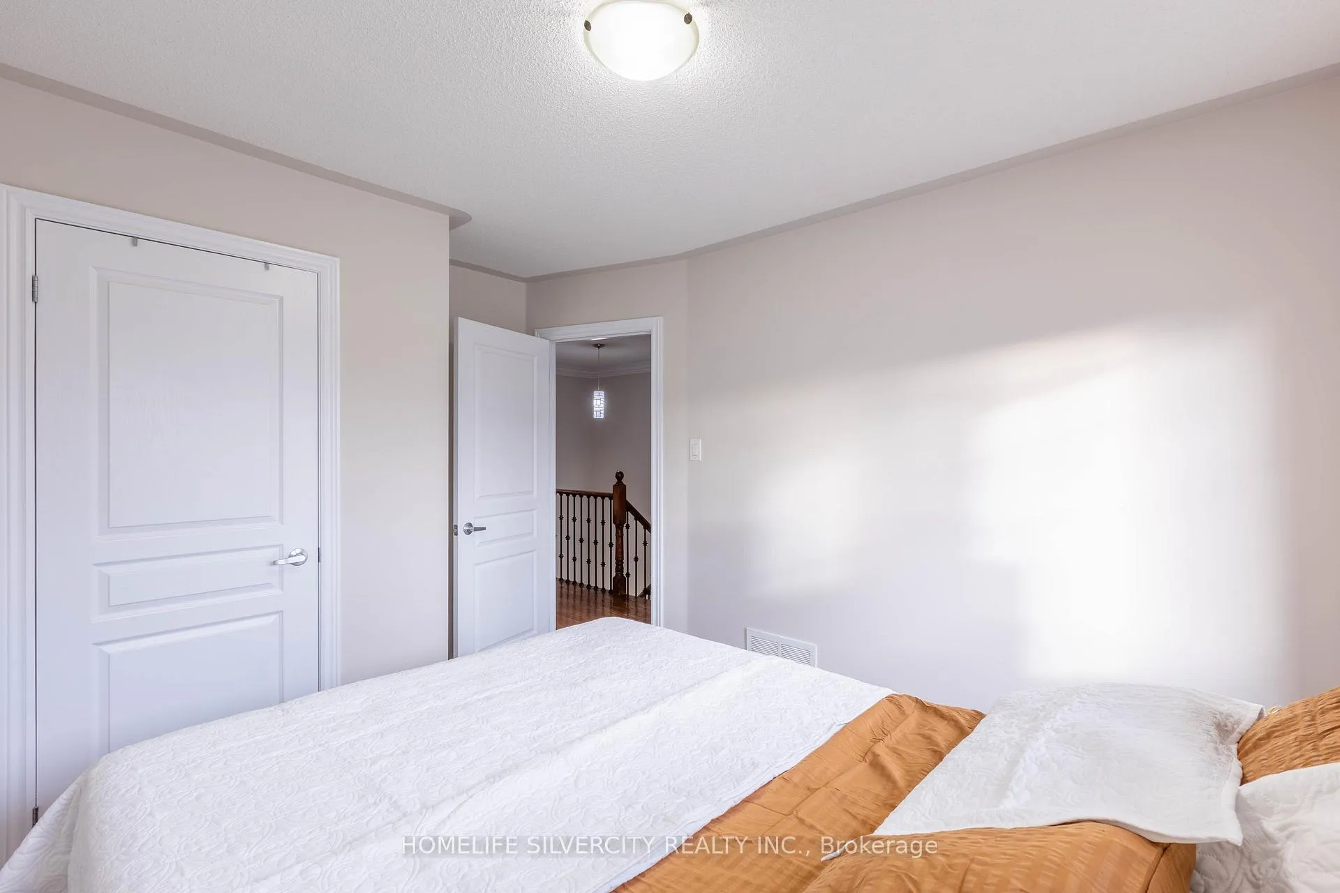 Photo 19 of 73 Pendulum Circle, Brampton, Sandringham-Wellington — HOMEH