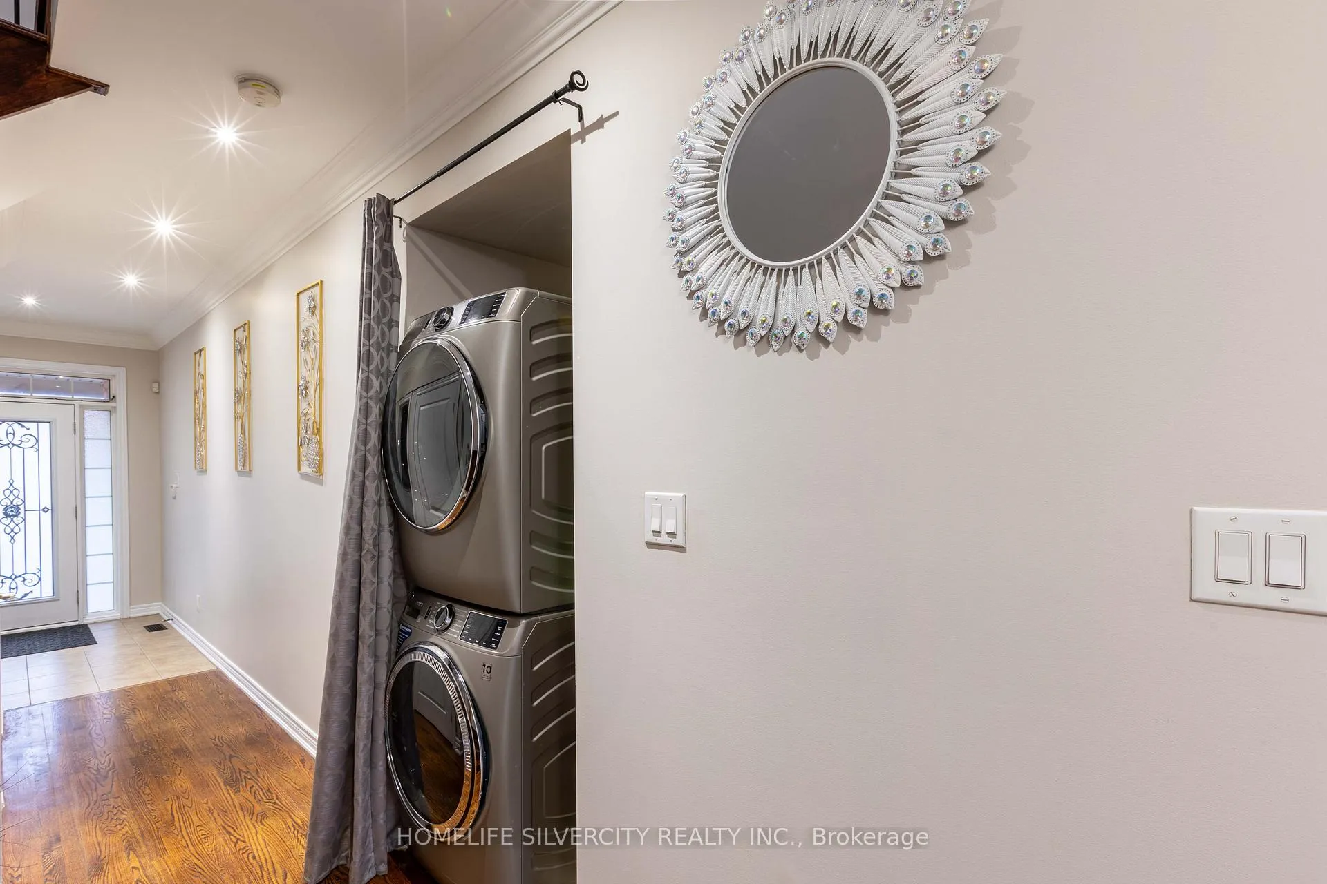 Photo 30 of 73 Pendulum Circle, Brampton, Sandringham-Wellington — HOMEH