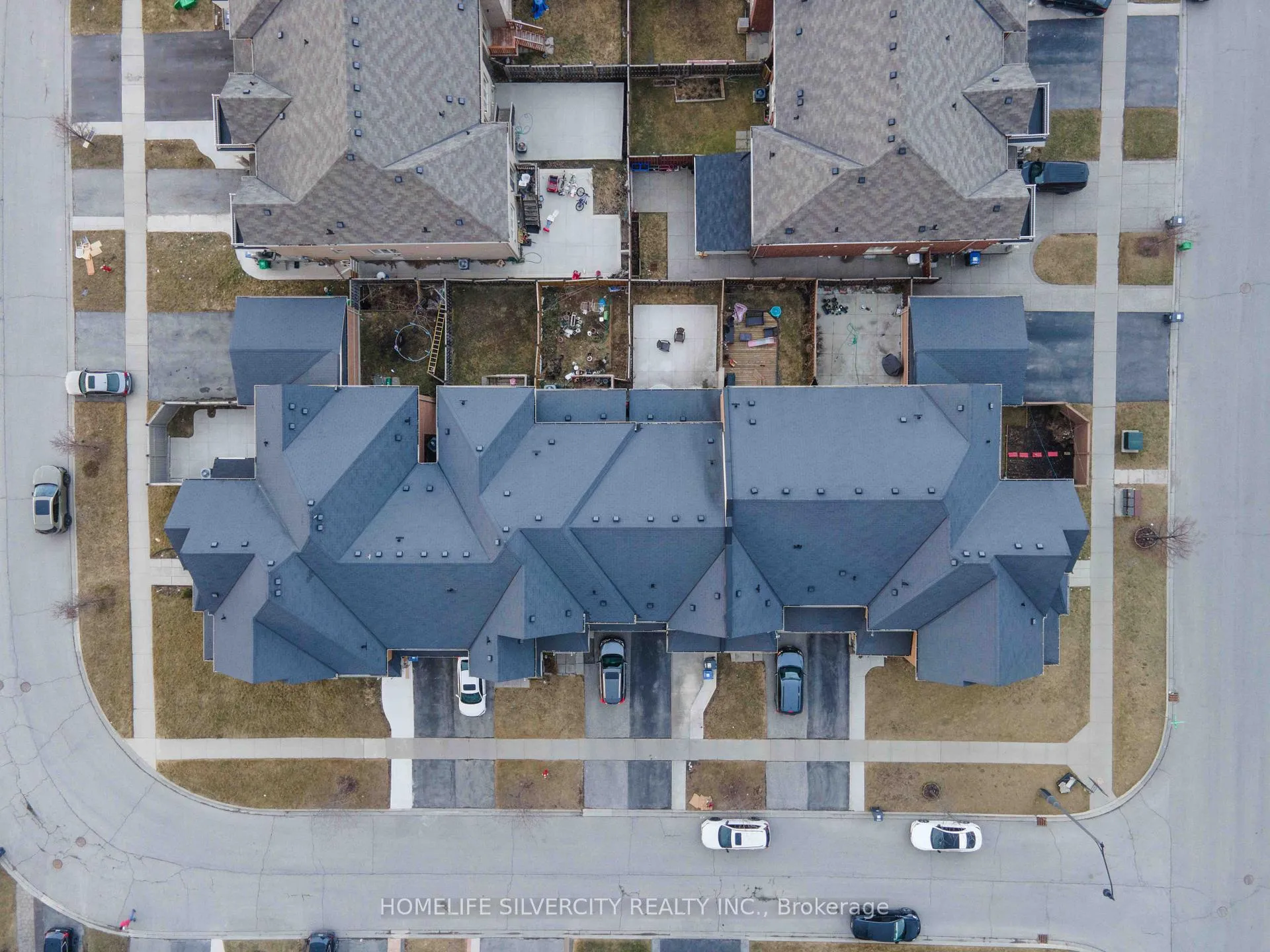 Photo 31 of 73 Pendulum Circle, Brampton, Sandringham-Wellington — HOMEH