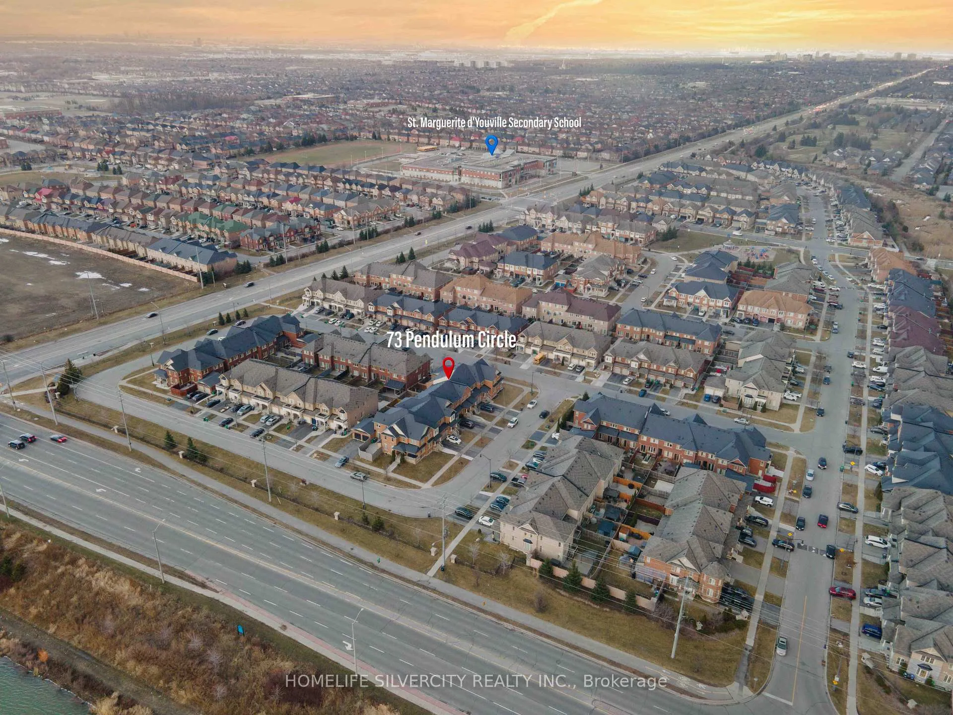 Photo 32 of 73 Pendulum Circle, Brampton, Sandringham-Wellington — HOMEH