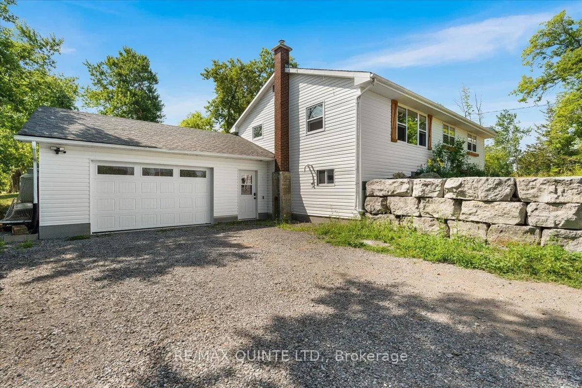 Photo 4 of 594 Shannon Road, Tyendinaga, Tyendinaga Township — HOMEH