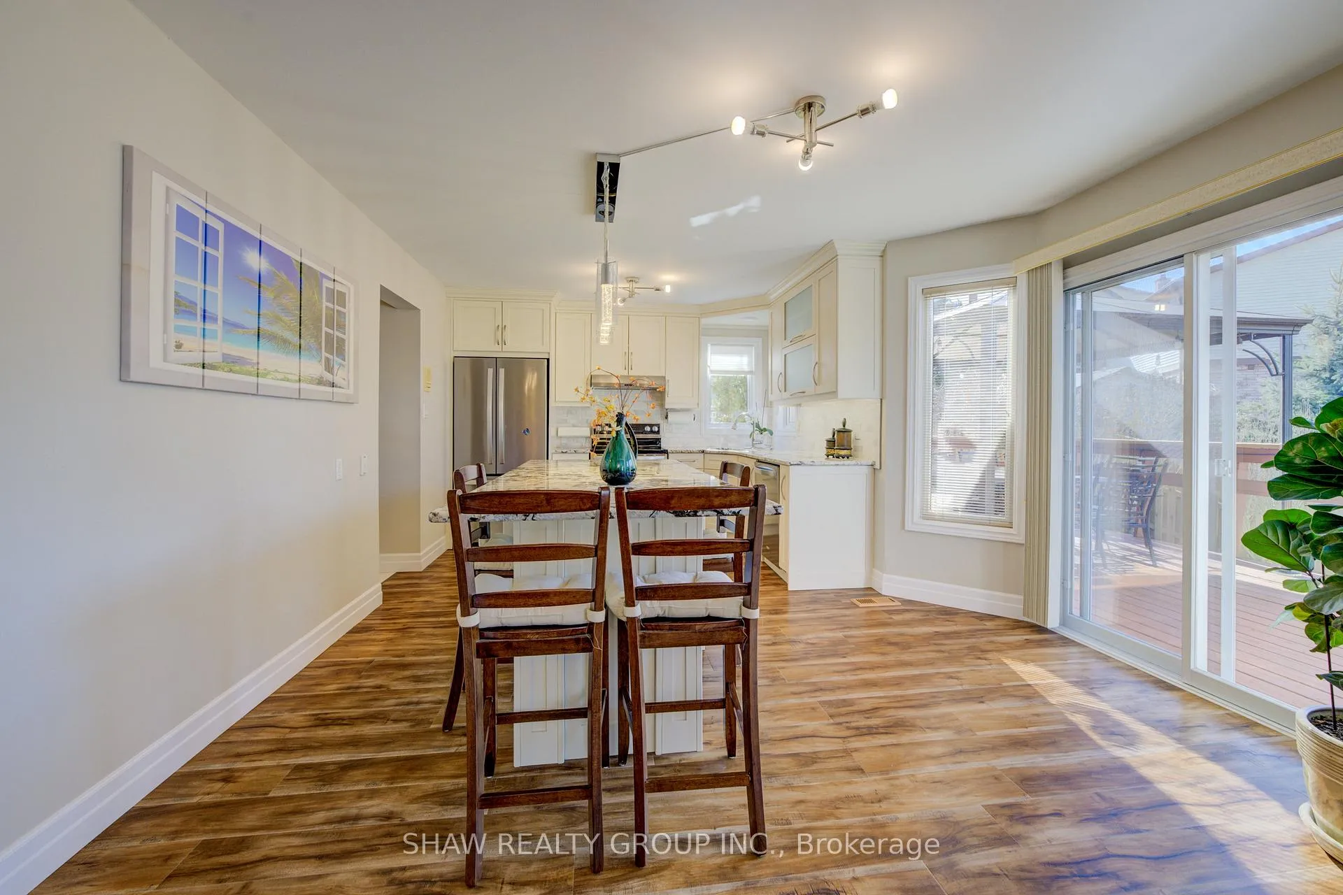 Photo 10 of 6 Zeffer Place, Kitchener — HOMEH