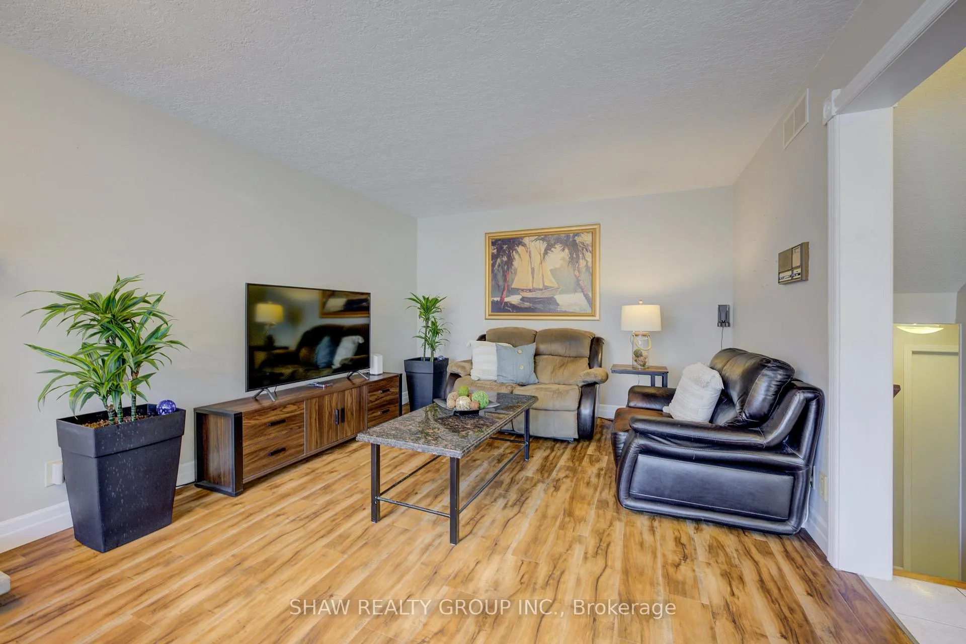 Photo 12 of 6 Zeffer Place, Kitchener — HOMEH