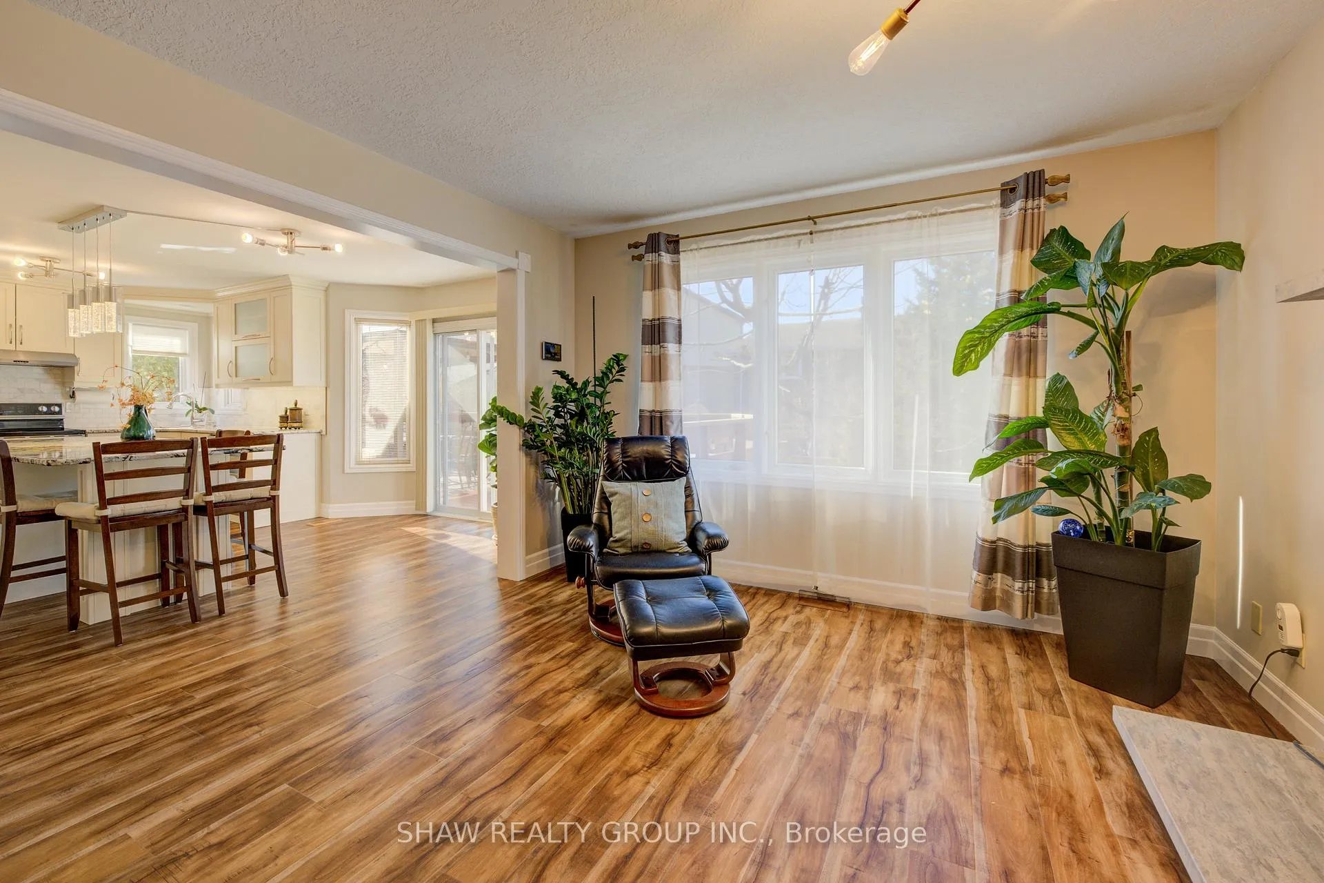 Photo 14 of 6 Zeffer Place, Kitchener — HOMEH
