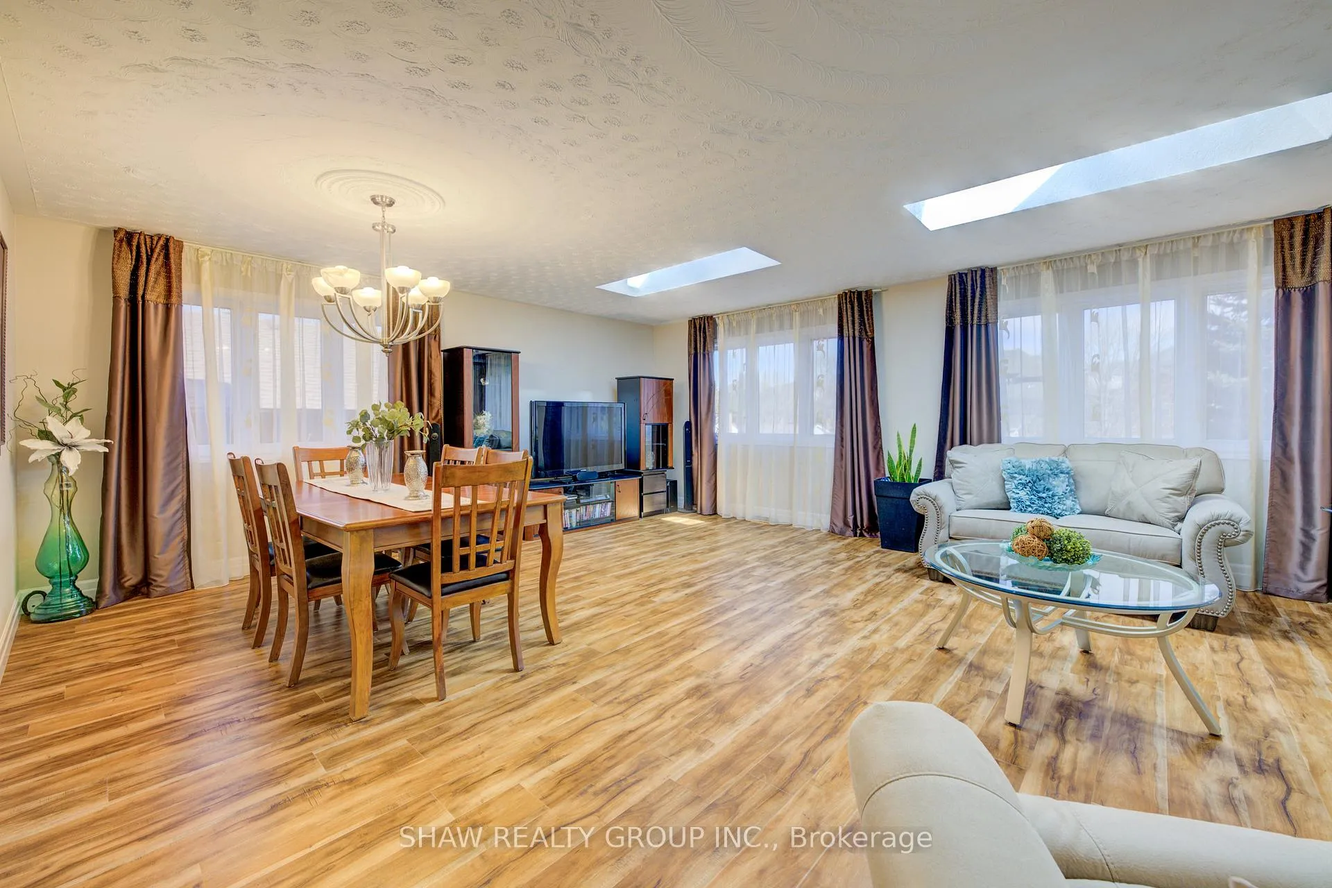 Photo 16 of 6 Zeffer Place, Kitchener — HOMEH