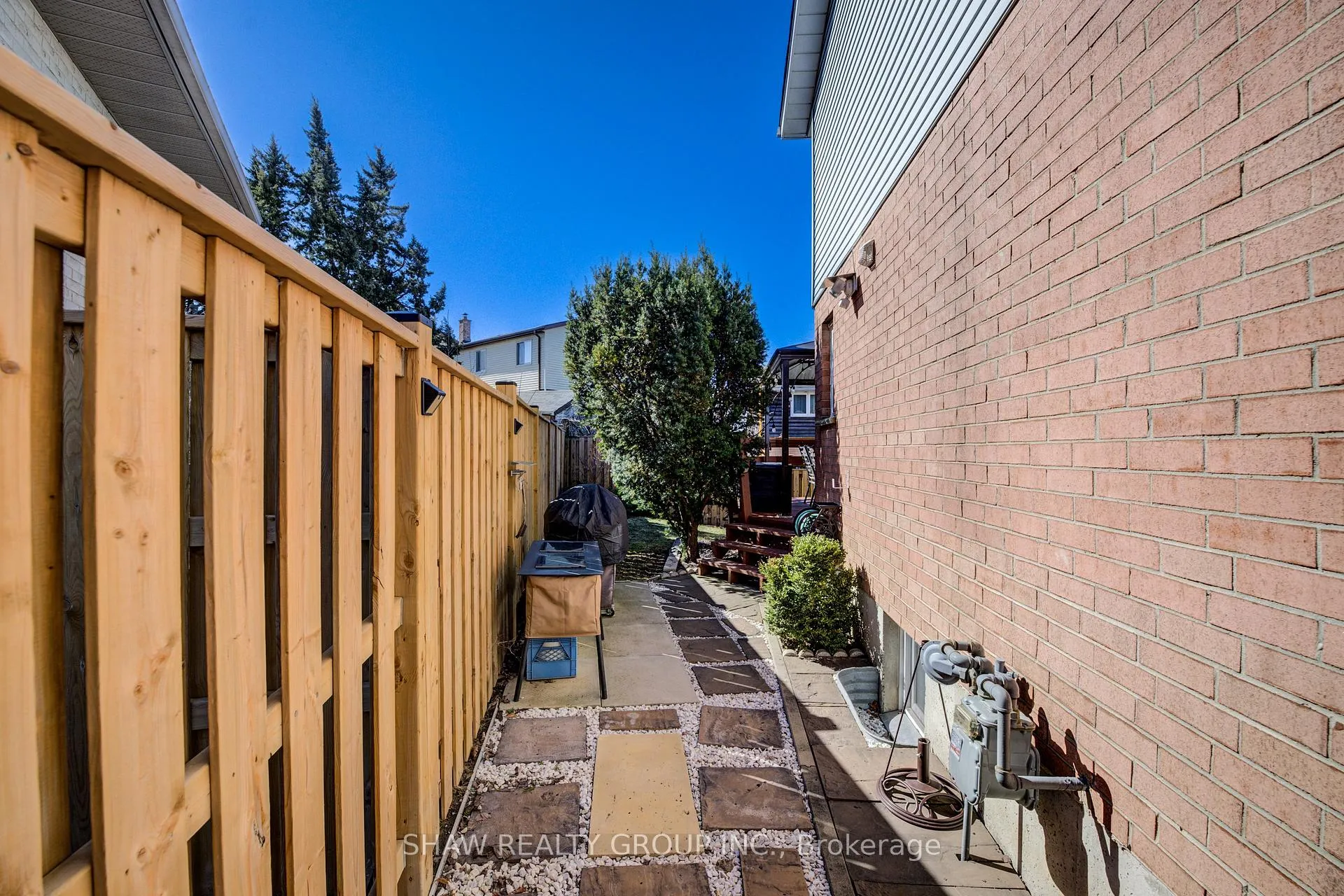Photo 42 of 6 Zeffer Place, Kitchener — HOMEH