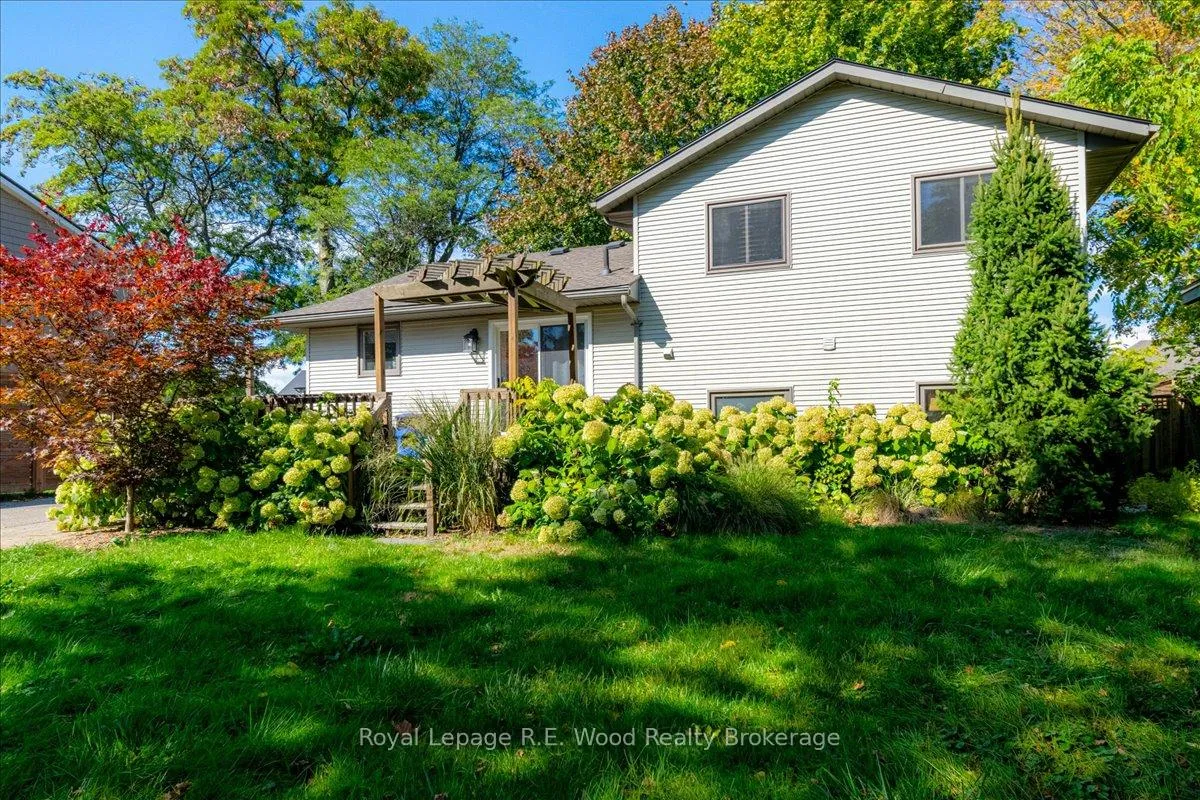 Photo 7 of 71 North Street W, Norwich, Otterville — HOMEH