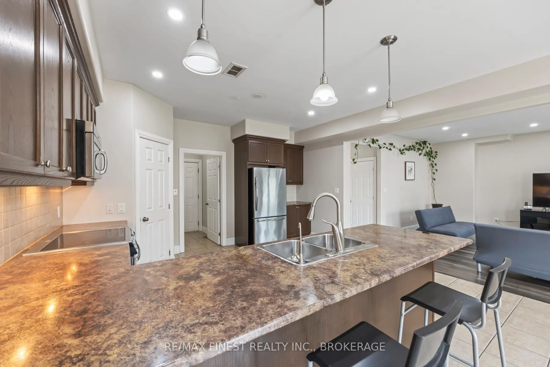 Photo 18 of 1285 Frank Street, Kingston, City Northwest — HOMEH