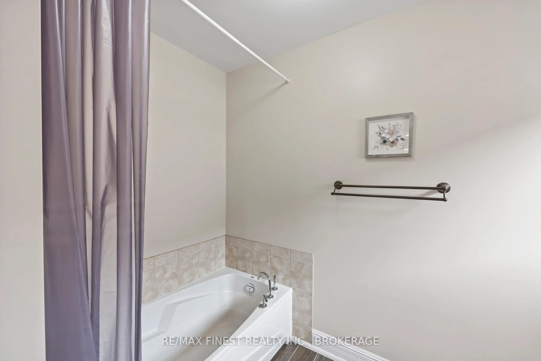 Photo 30 of 1285 Frank Street, Kingston, City Northwest — HOMEH