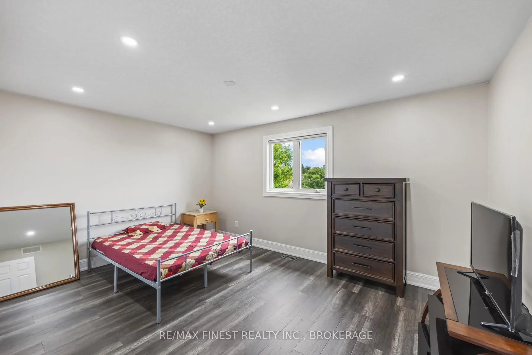 Photo 32 of 1285 Frank Street, Kingston, City Northwest — HOMEH