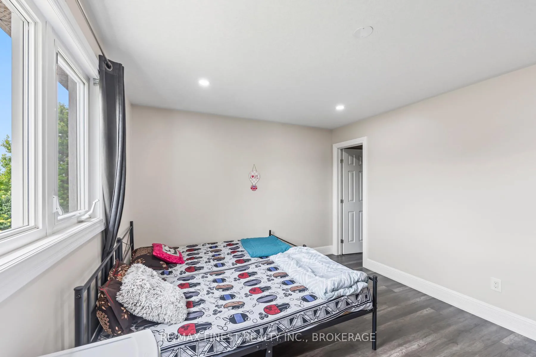 Photo 36 of 1285 Frank Street, Kingston, City Northwest — HOMEH