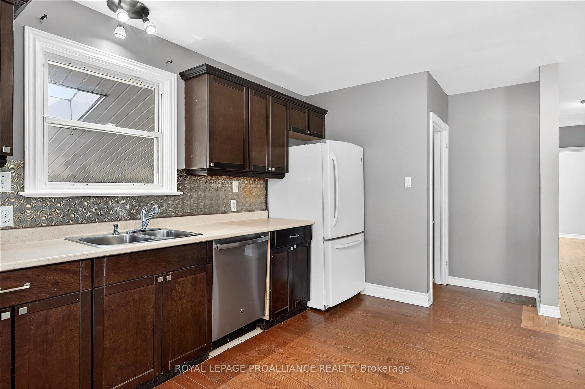 Photo 17 of 543 Howden Street, Peterborough, Otonabee Ward 1 — HOMEH