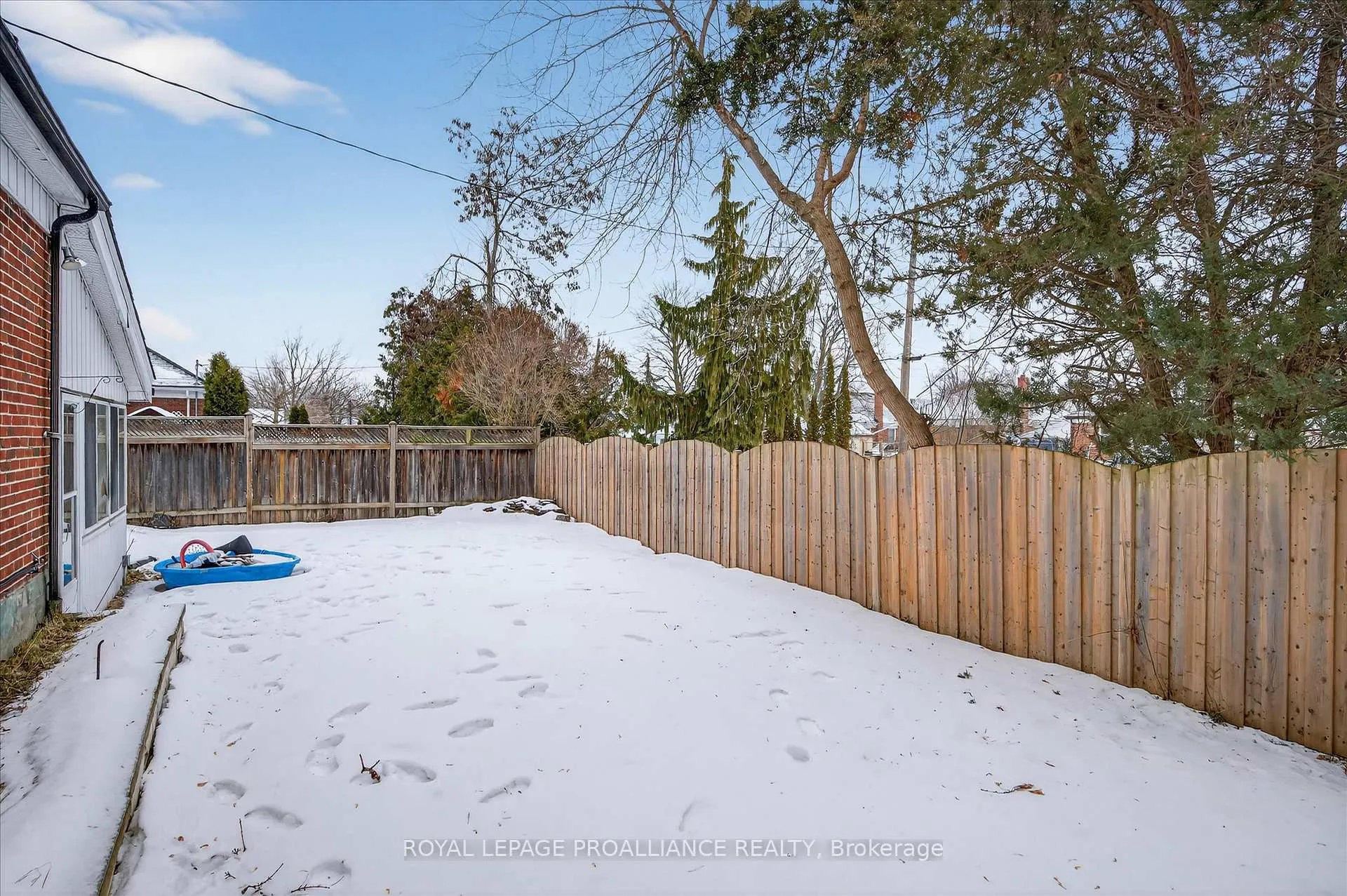 Photo 42 of 543 Howden Street, Peterborough, Otonabee Ward 1 — HOMEH