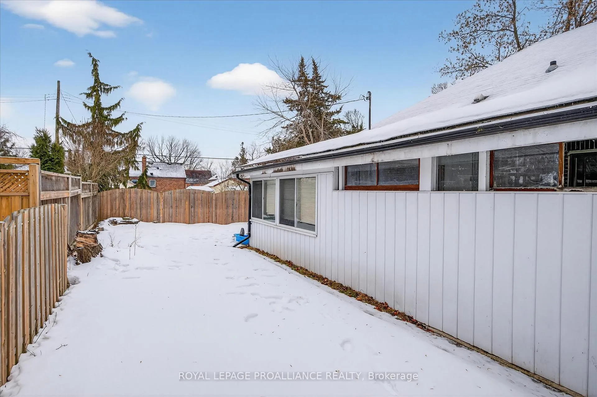 Photo 46 of 543 Howden Street, Peterborough, Otonabee Ward 1 — HOMEH