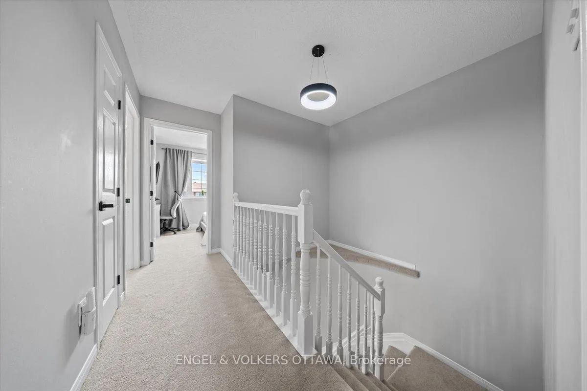 Photo 21 of 107 Redpath Drive, Ottawa, Barrhaven - Pheasant Run — HOMEH