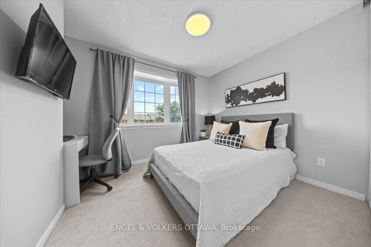 Photo 26 of 107 Redpath Drive, Ottawa, Barrhaven - Pheasant Run — HOMEH