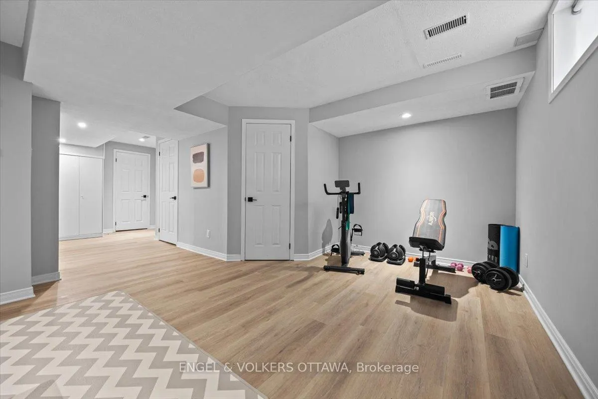 Photo 34 of 107 Redpath Drive, Ottawa, Barrhaven - Pheasant Run — HOMEH