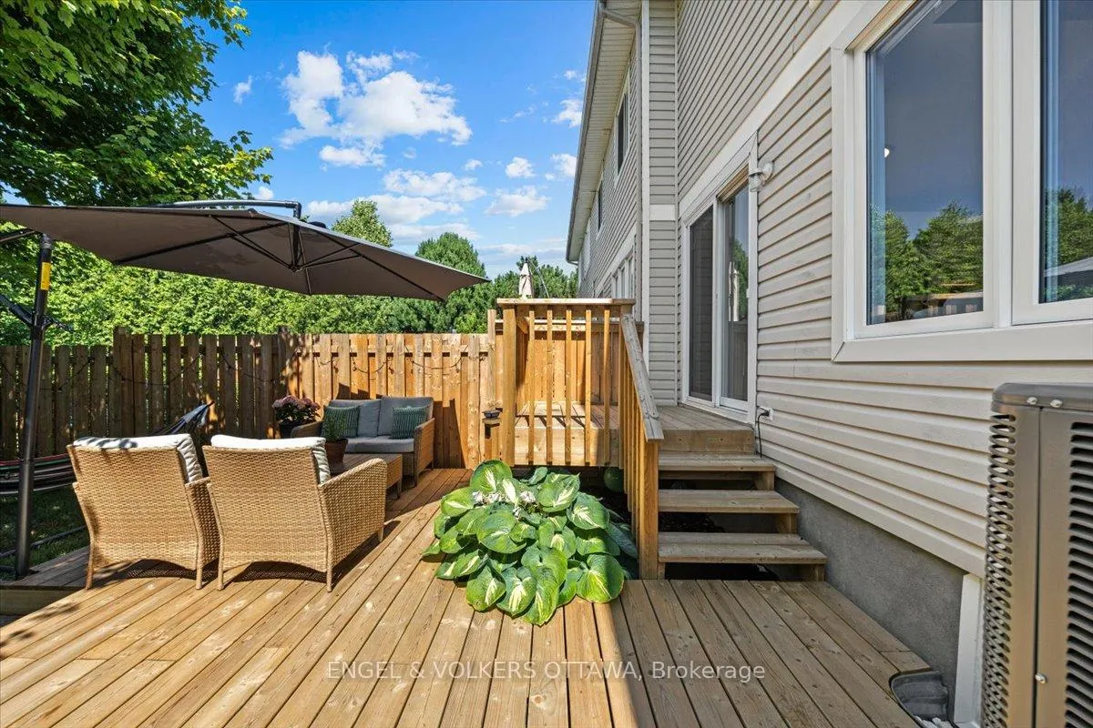 Photo 40 of 107 Redpath Drive, Ottawa, Barrhaven - Pheasant Run — HOMEH