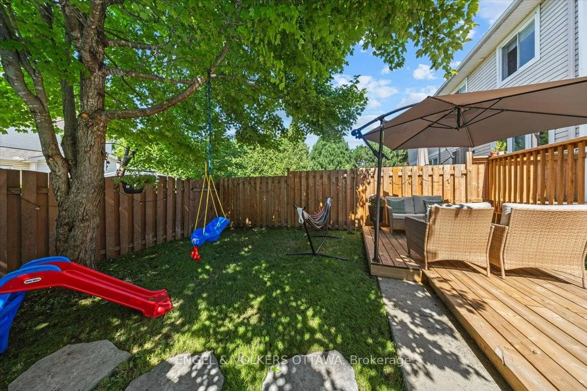 Photo 41 of 107 Redpath Drive, Ottawa, Barrhaven - Pheasant Run — HOMEH
