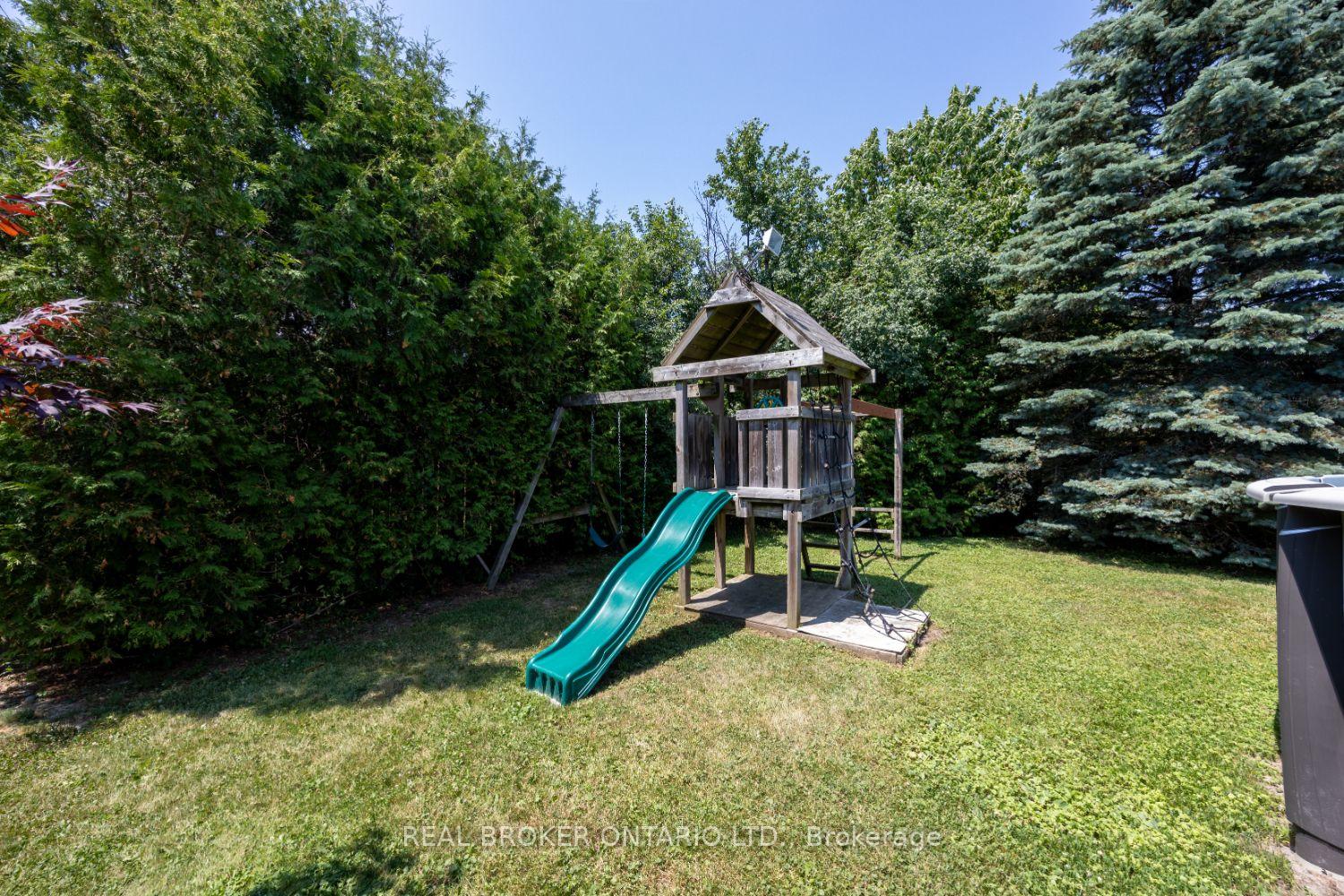 Photo 27 of 78 Cherry Blossom Crescent, Clarington, Courtice — HOMEH