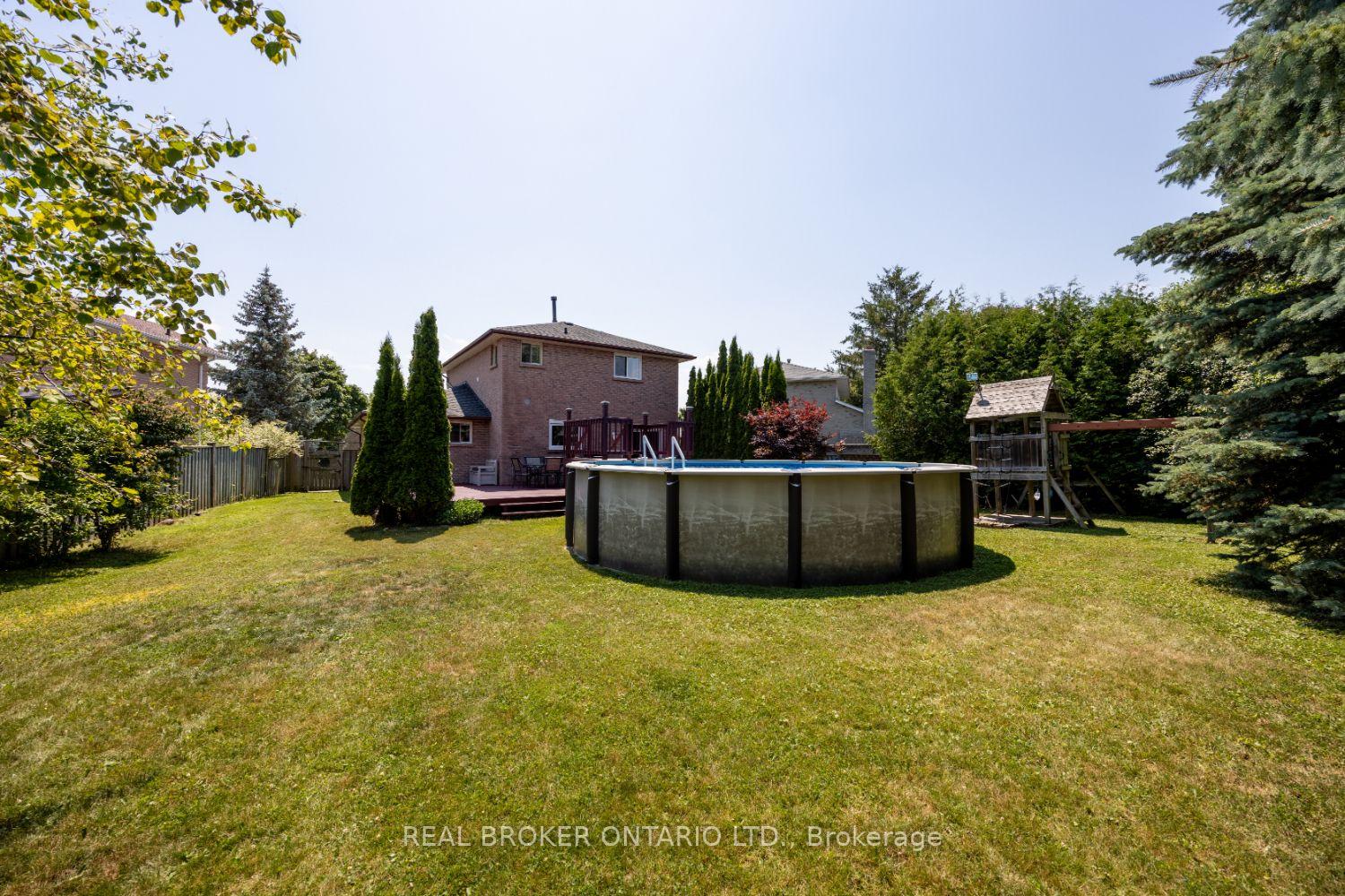 Photo 28 of 78 Cherry Blossom Crescent, Clarington, Courtice — HOMEH