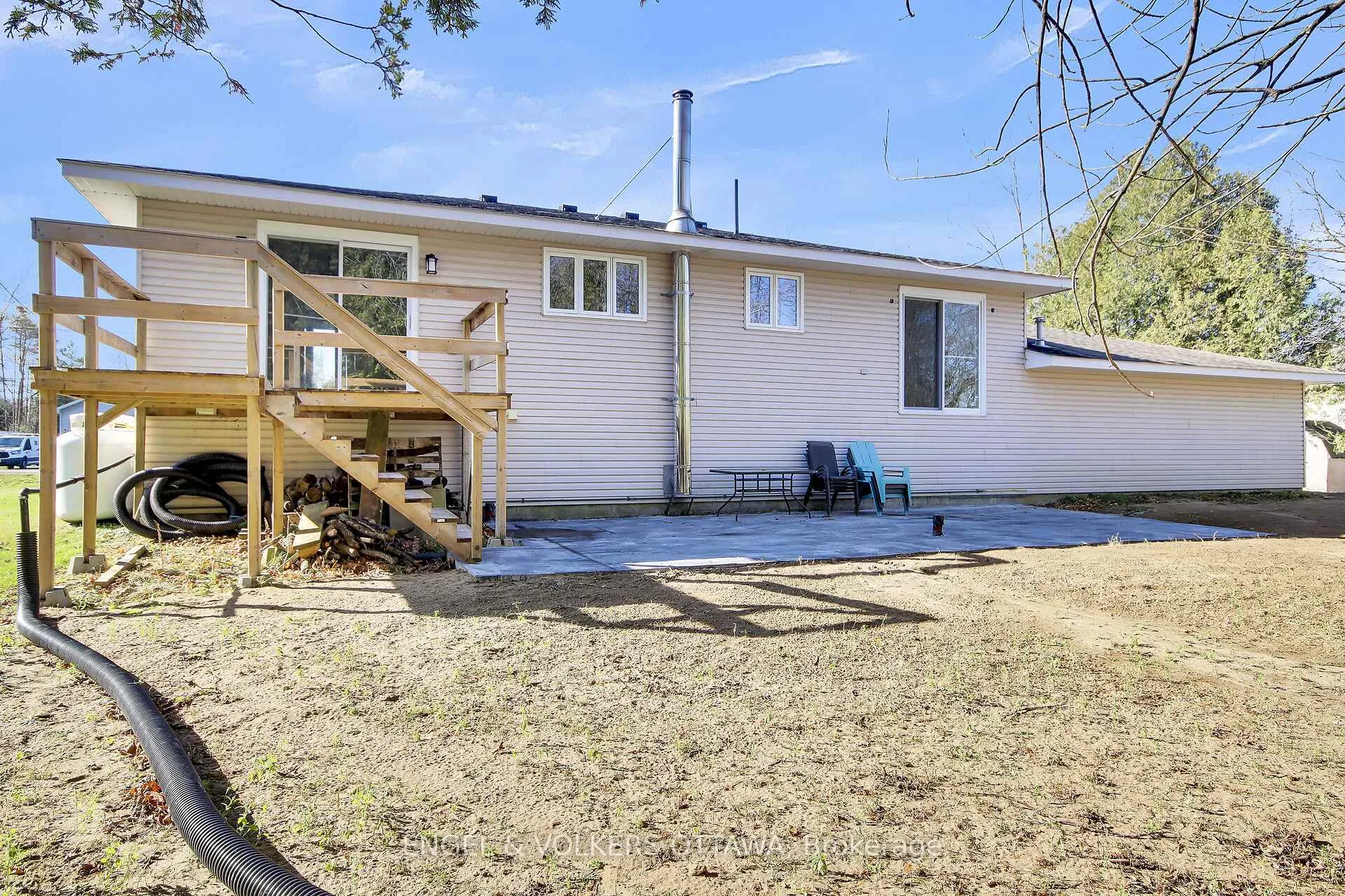 Photo 5 of 4715 Kelso Street E, Augusta, Augusta Twp — HOMEH