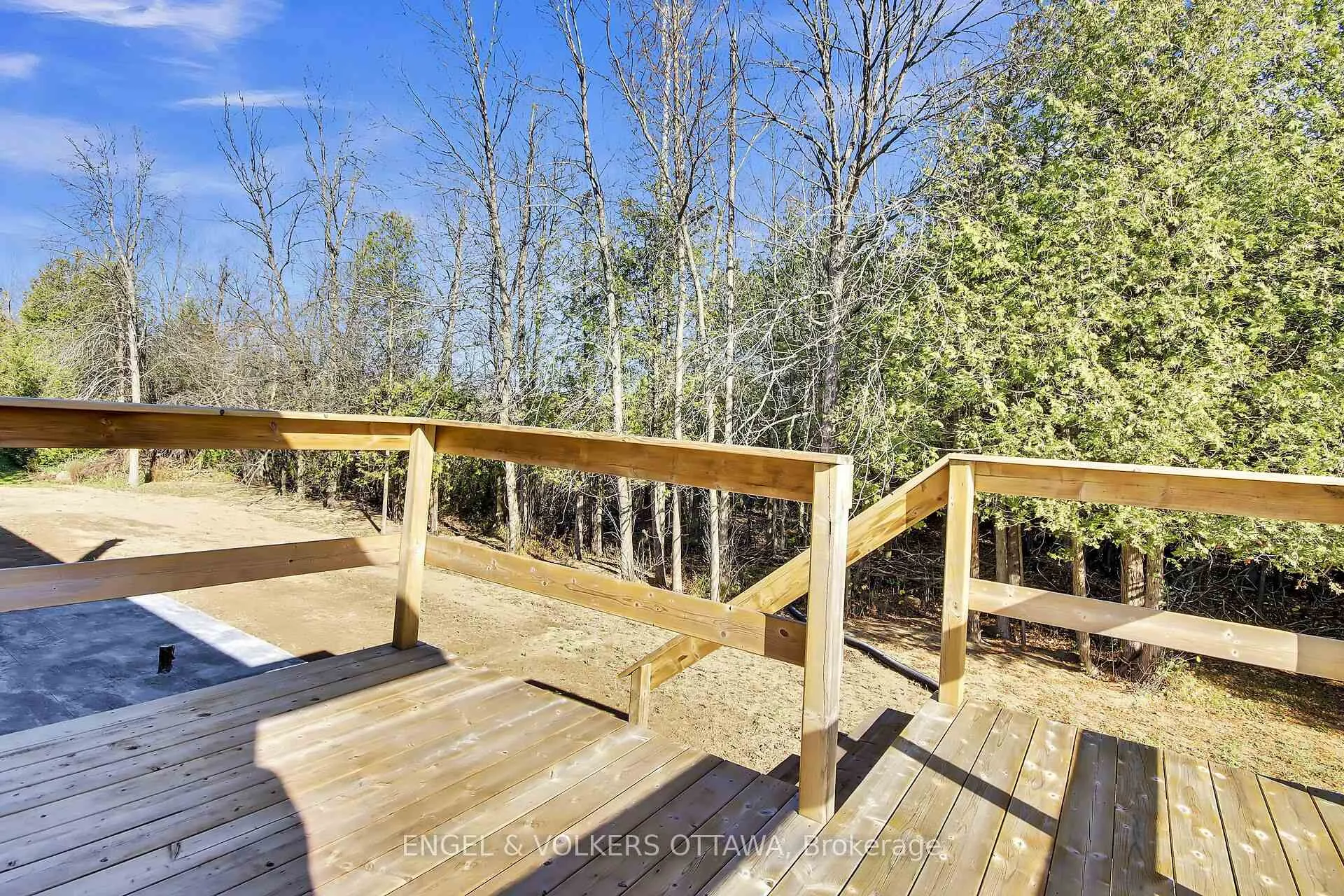 Photo 7 of 4715 Kelso Street E, Augusta, Augusta Twp — HOMEH
