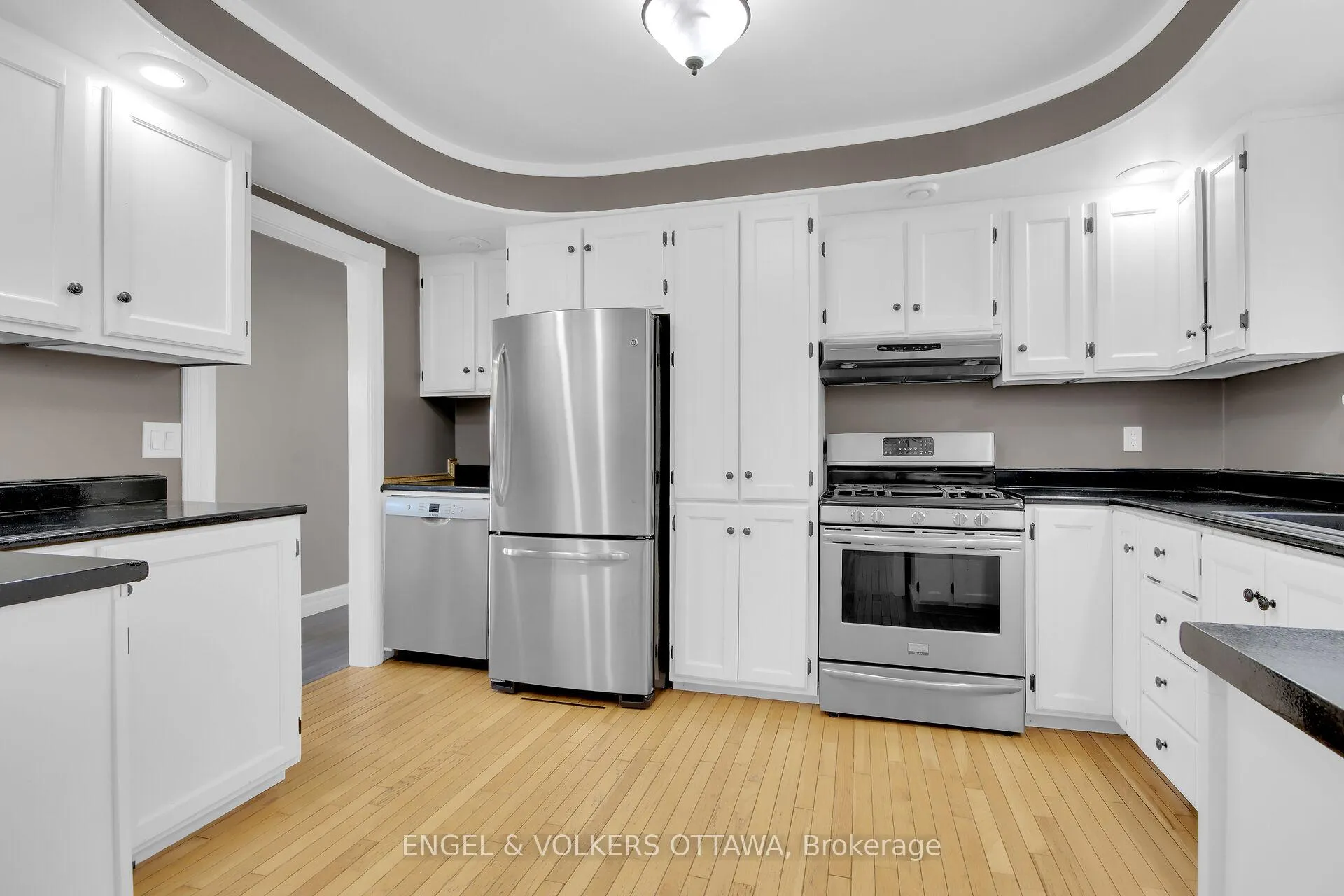 Photo 13 of 4715 Kelso Street E, Augusta, Augusta Twp — HOMEH
