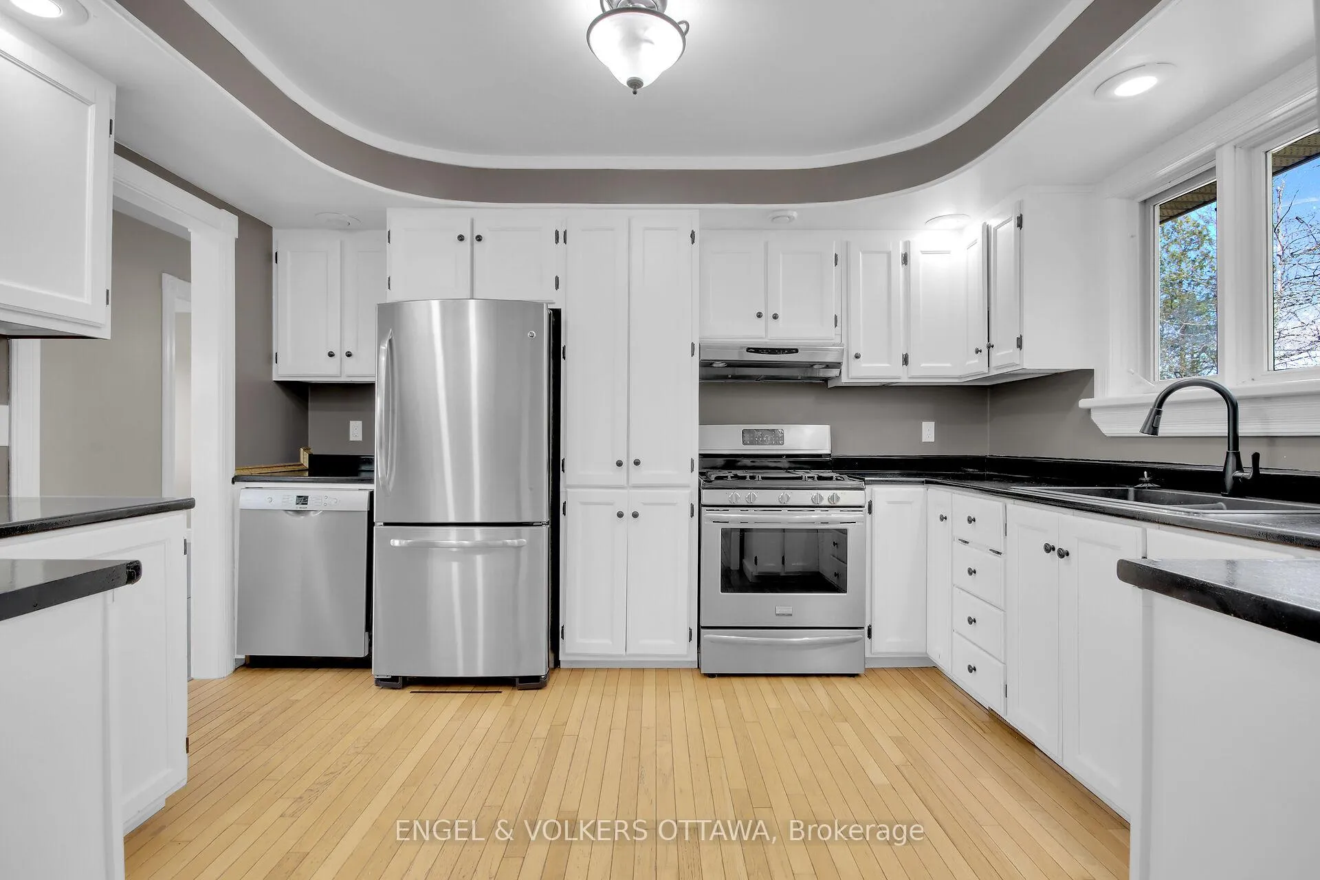 Photo 16 of 4715 Kelso Street E, Augusta, Augusta Twp — HOMEH