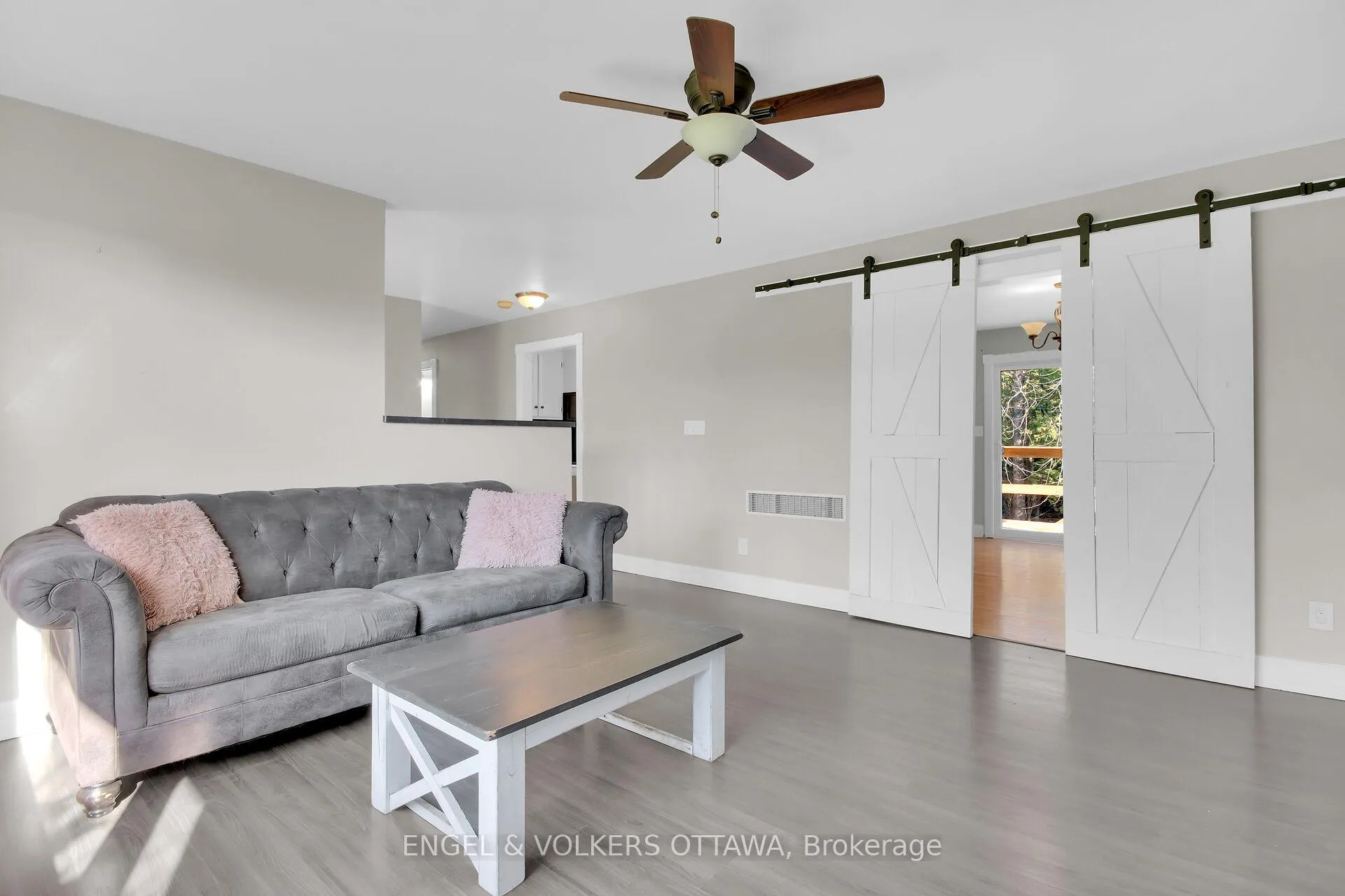 Photo 25 of 4715 Kelso Street E, Augusta, Augusta Twp — HOMEH