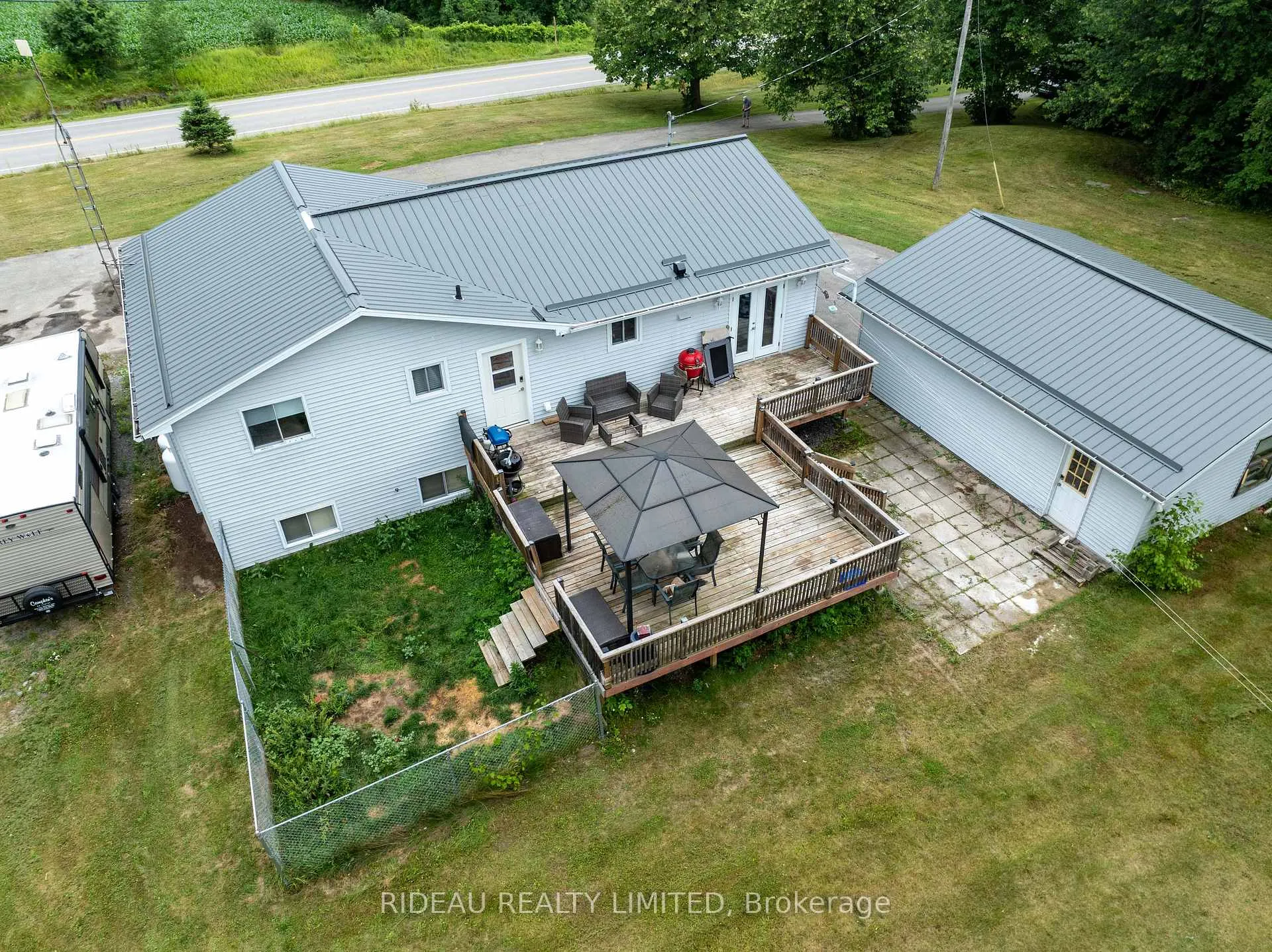 Photo 8 of 275A Bay Road, Rideau Lakes, Rideau Lakes (South Elmsley) Twp — HOMEH