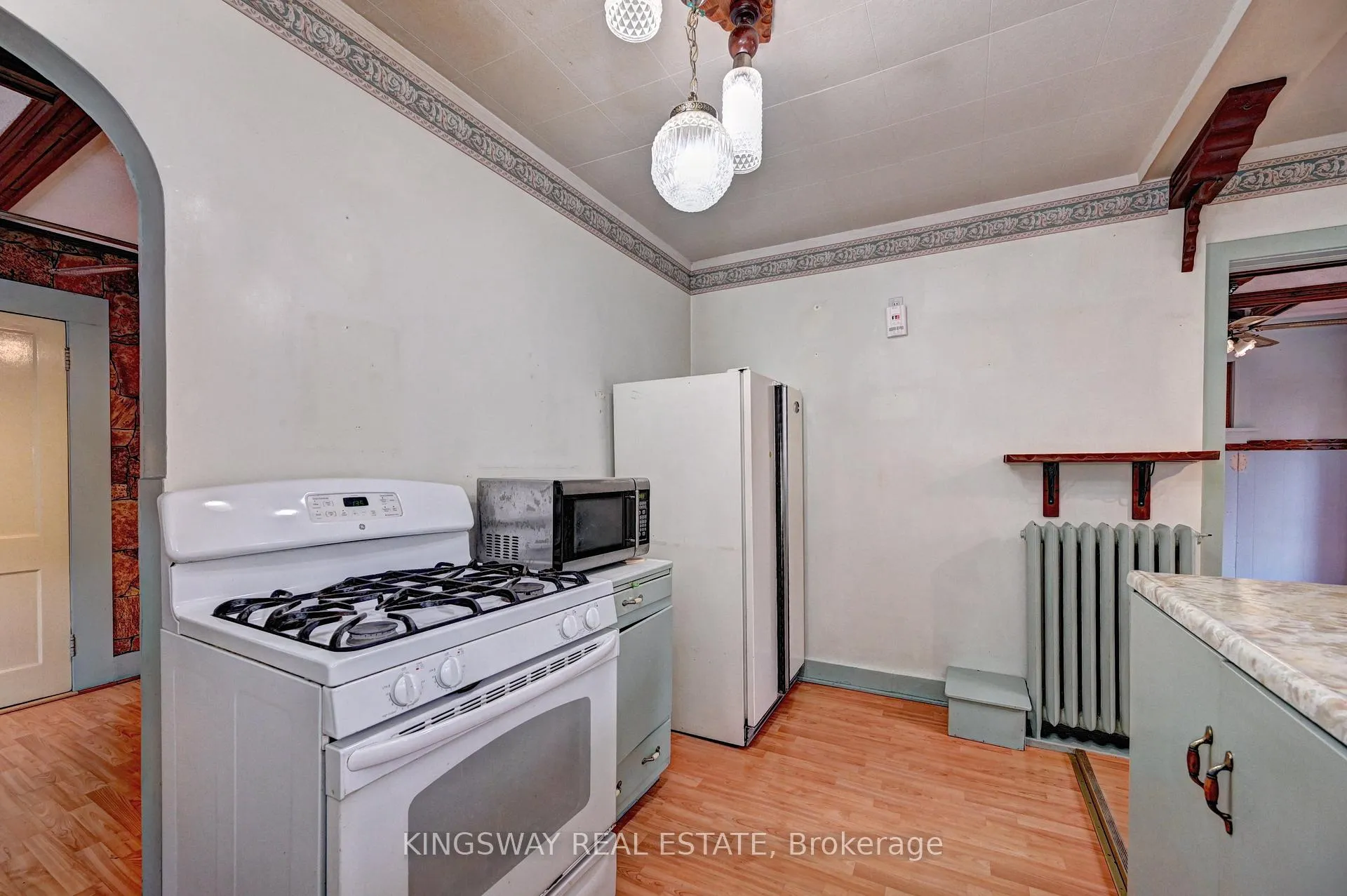 Photo 13 of 362 Duke Street W, Kitchener, Uptown Waterloo/North Ward — HOMEH
