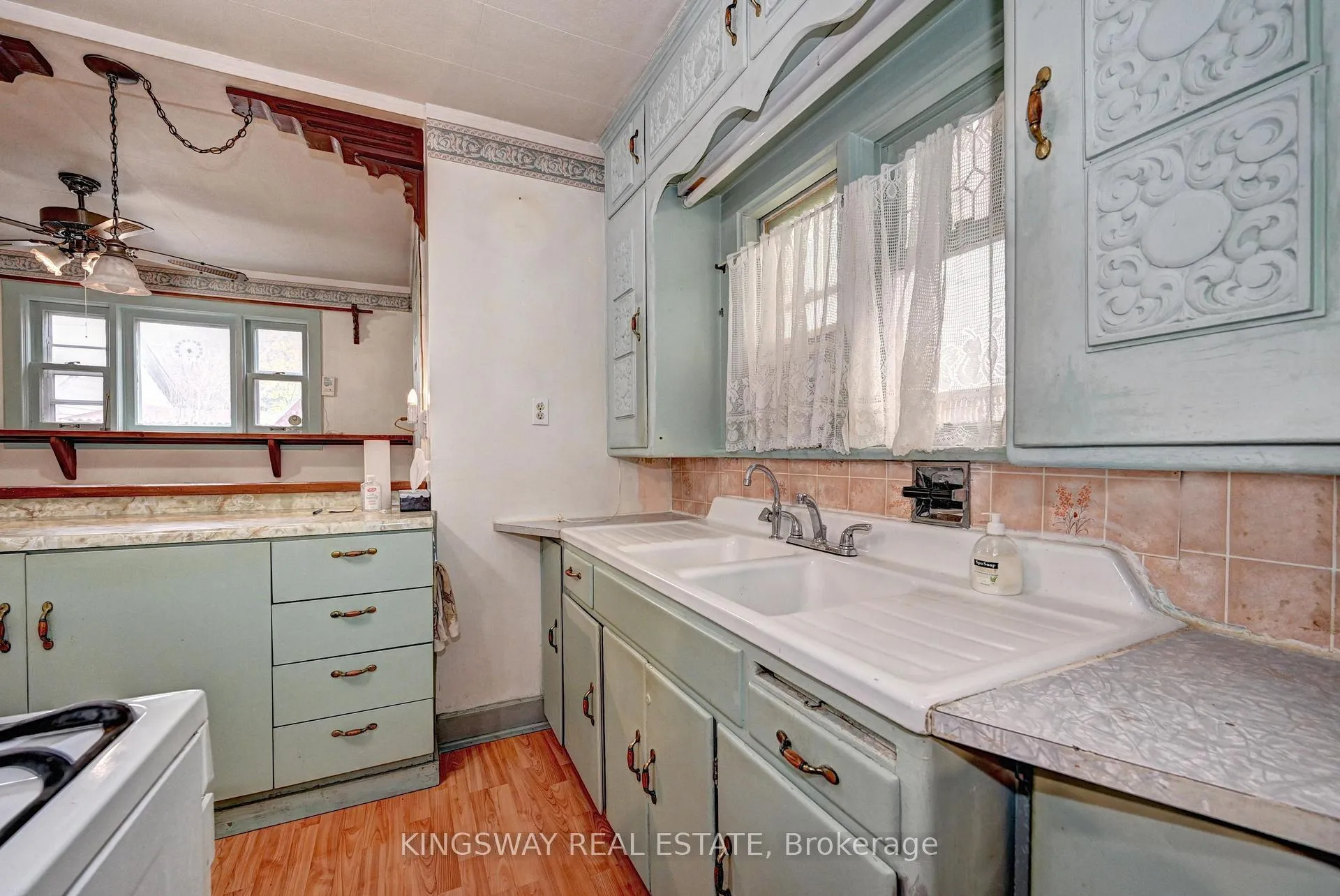 Photo 15 of 362 Duke Street W, Kitchener, Uptown Waterloo/North Ward — HOMEH
