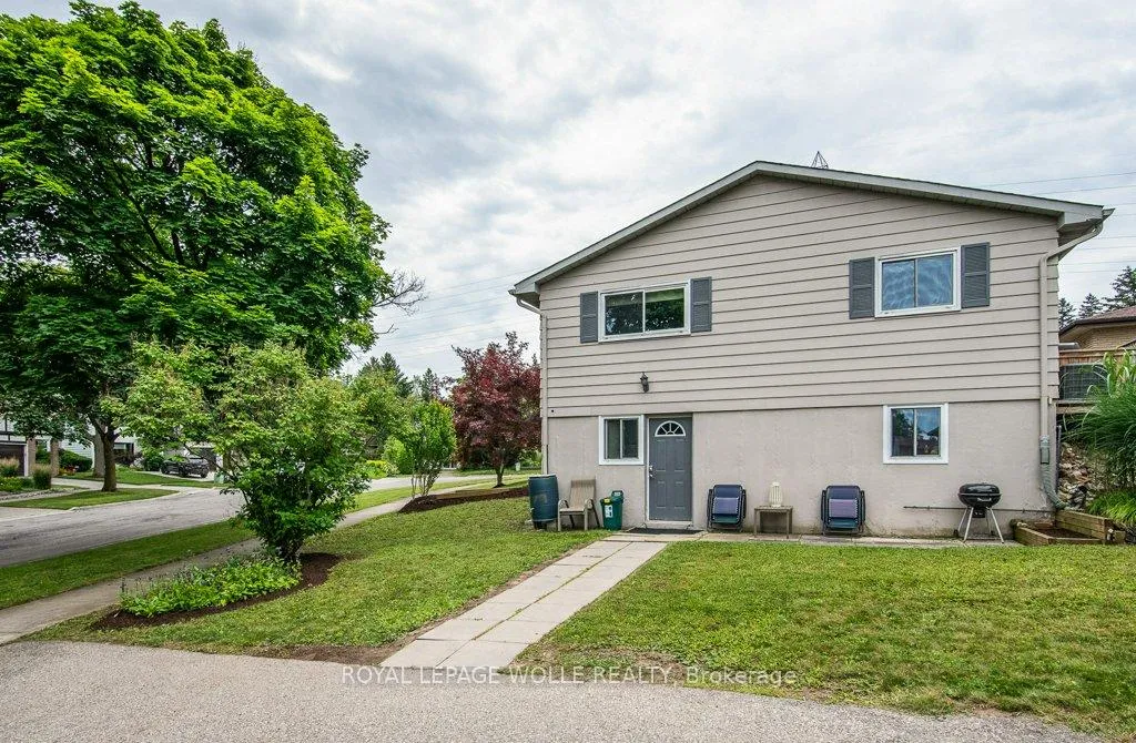 Photo 6 of 69 Glen Park Crescent, Kitchener — HOMEH