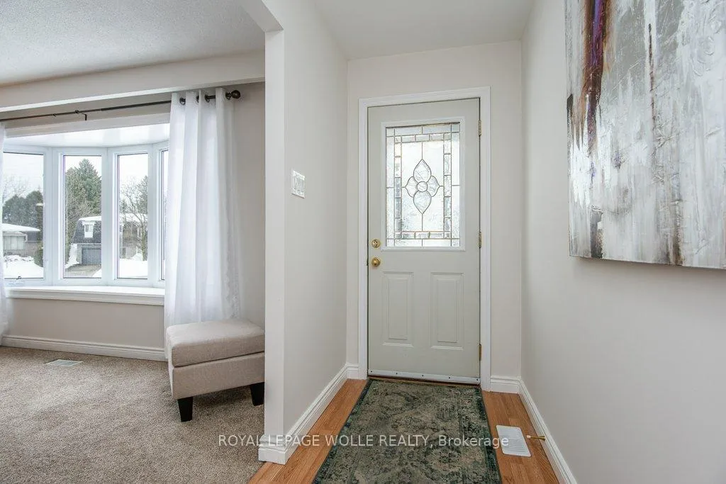 Photo 7 of 69 Glen Park Crescent, Kitchener — HOMEH