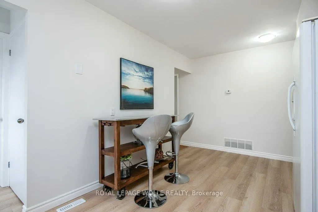 Photo 20 of 69 Glen Park Crescent, Kitchener — HOMEH